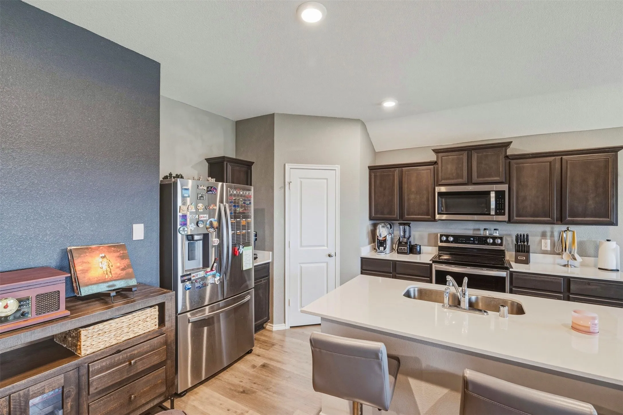Single Family Residence For Sale in Ellis County , 1210 Grand View Drive, Ennis, Texas 75119, 3 Bedroom, 2 Bathroom, 2 Garage spaces, 1,471 Sqft, built in 2024, Price $262,000, mls#21289722, Real Estate Agent in Ennis, Homes For Sale in Ellis county, Homes For Sale in Ennis, Realtor in Ennis Texas, Real Estate Brokerage Independent Realty Texas, Luminita Cordes Realtor