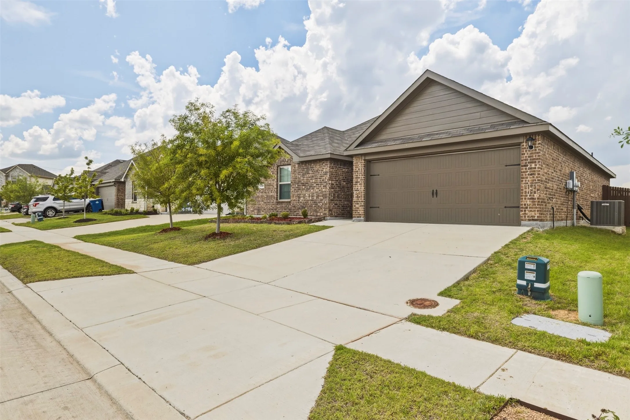 Single Family Residence For Sale in Ellis County , 1210 Grand View Drive, Ennis, Texas 75119, 3 Bedroom, 2 Bathroom, 2 Garage spaces, 1,471 Sqft, built in 2024, Price $262,000, mls#21289722, Real Estate Agent in Ennis, Homes For Sale in Ellis county, Homes For Sale in Ennis, Realtor in Ennis Texas, Real Estate Brokerage Independent Realty Texas, Luminita Cordes Realtor