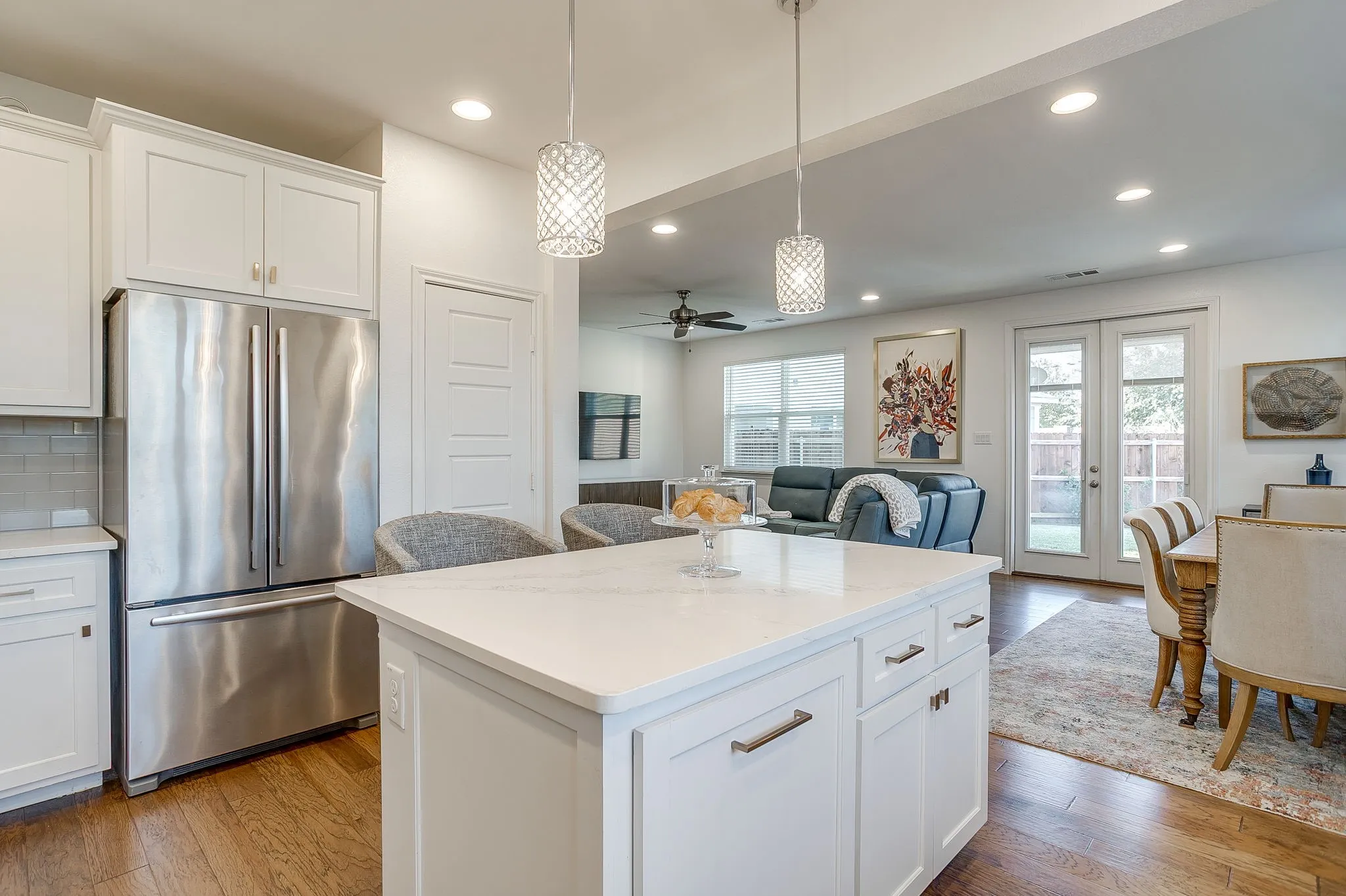 Townhouse For Sale in Tarrant County , 109 Crossroads Circle, Westworth Village, Texas 76114, 3 Bedroom, 3 Bathroom, 2 Garage spaces, 2,149 Sqft, built in 2018, mls#21290103, Real Estate Agent in Westworth Village, Homes For Sale in Tarrant county, Homes For Sale in Westworth Village, Realtor in Westworth Village Texas, Real Estate Brokerage Independent Realty Texas, Luminita Cordes Realtor