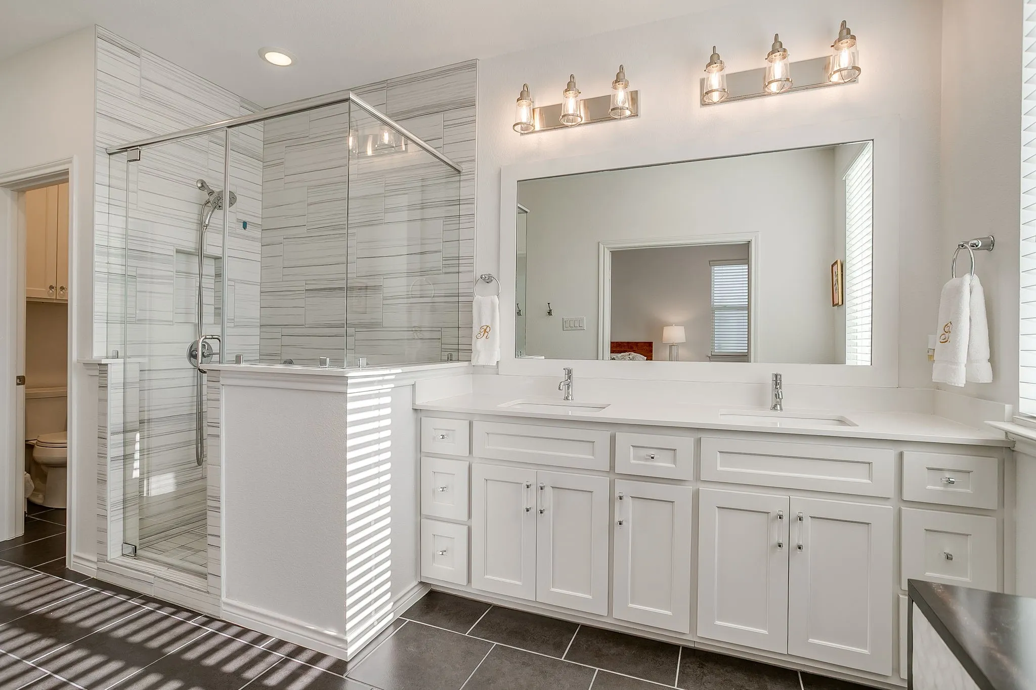 Townhouse For Sale in Tarrant County , 109 Crossroads Circle, Westworth Village, Texas 76114, 3 Bedroom, 3 Bathroom, 2 Garage spaces, 2,149 Sqft, built in 2018, mls#21290103, Real Estate Agent in Westworth Village, Homes For Sale in Tarrant county, Homes For Sale in Westworth Village, Realtor in Westworth Village Texas, Real Estate Brokerage Independent Realty Texas, Luminita Cordes Realtor