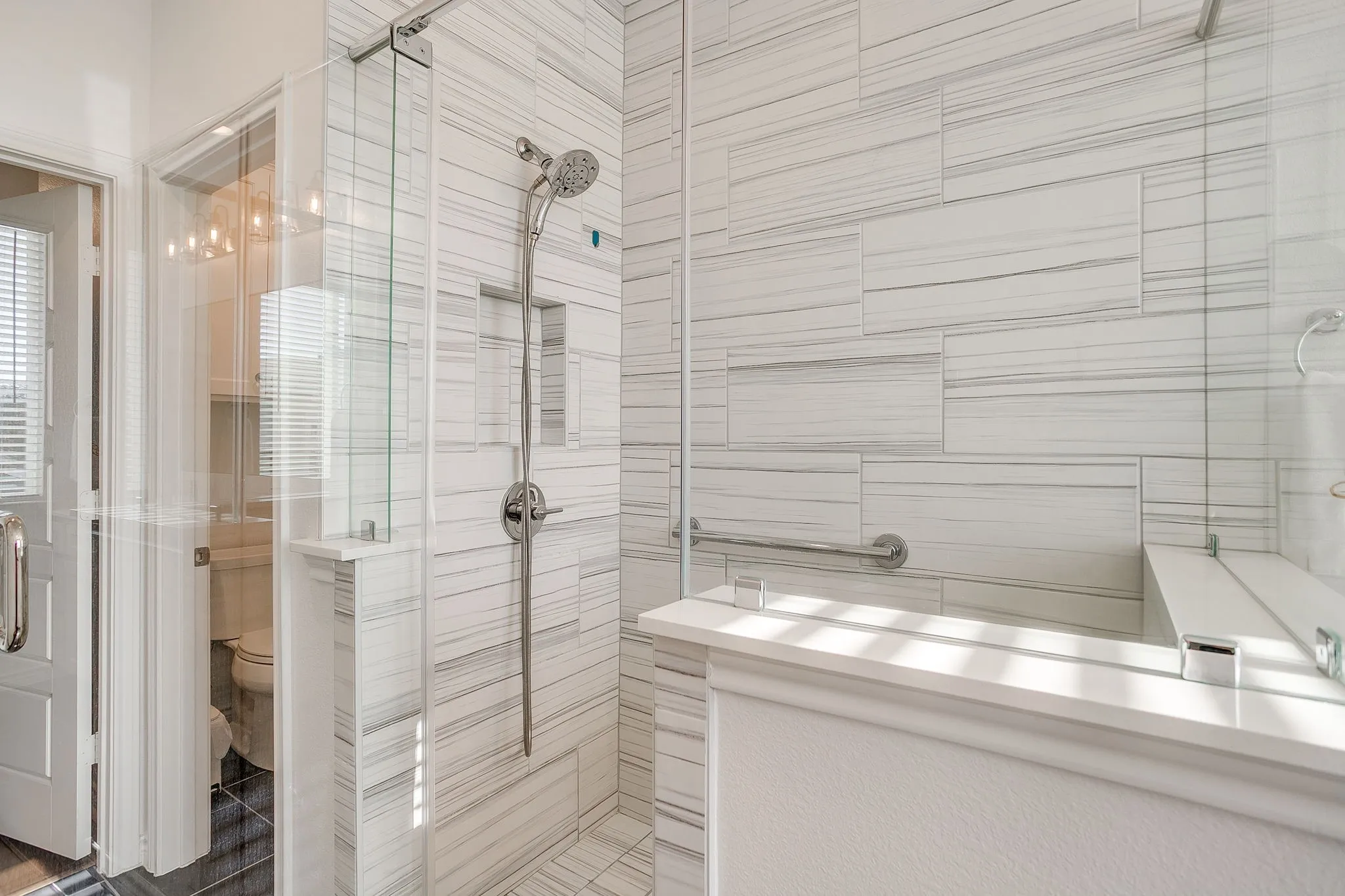 Townhouse For Sale in Tarrant County , 109 Crossroads Circle, Westworth Village, Texas 76114, 3 Bedroom, 3 Bathroom, 2 Garage spaces, 2,149 Sqft, built in 2018, mls#21290103, Real Estate Agent in Westworth Village, Homes For Sale in Tarrant county, Homes For Sale in Westworth Village, Realtor in Westworth Village Texas, Real Estate Brokerage Independent Realty Texas, Luminita Cordes Realtor