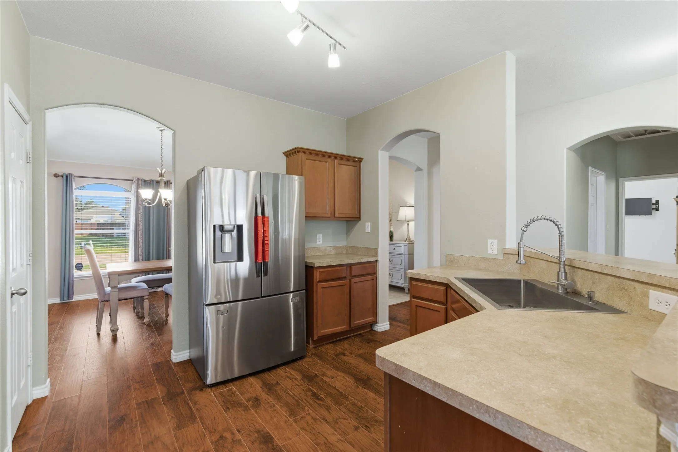 Single Family Residence For Sale in Kaufman County , 301 Long Prairie Drive, Forney, Texas 75126, 3 Bedroom, 2 Bathroom, 2 Garage spaces, 1,787 Sqft, built in 2008, mls#21290518, Real Estate Agent in Forney, Homes For Sale in Kaufman county, Homes For Sale in Forney, Realtor in Forney Texas, Real Estate Brokerage Independent Realty Texas, Luminita Cordes Realtor