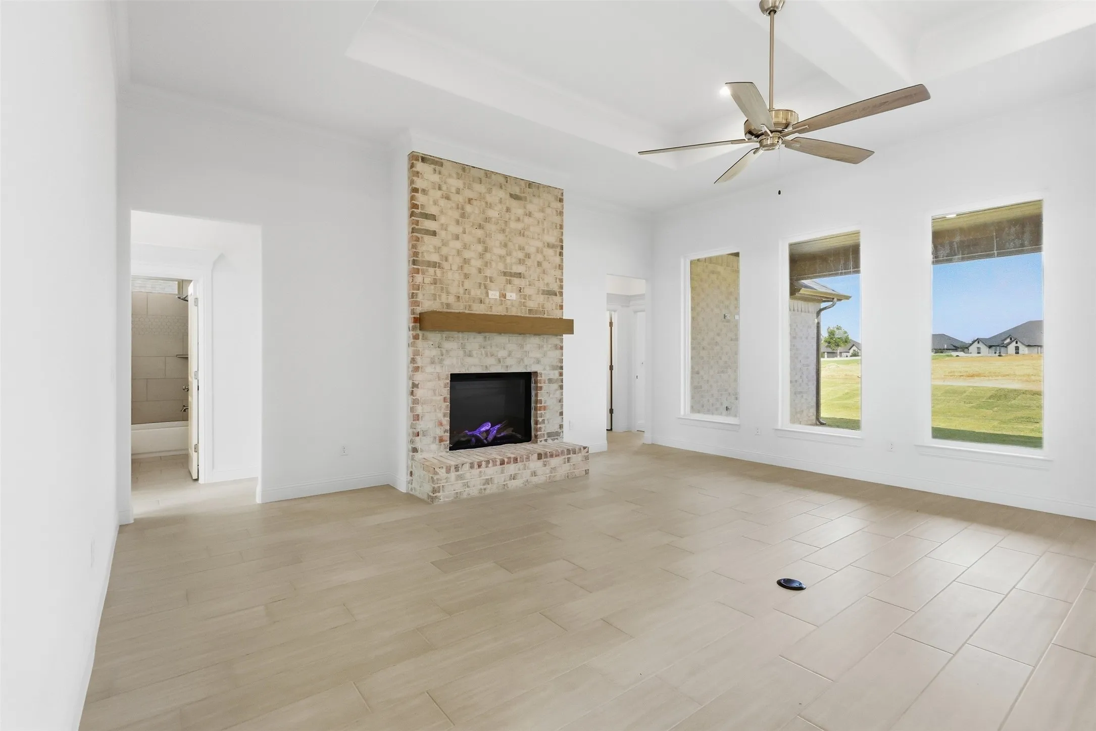 Single Family Residence For Sale in Hood County , 2120 Middlewood Circle, Granbury, Texas 76049, 4 Bedroom, 3 Bathroom, 3 Garage spaces, 2,650 Sqft, built in 2026, mls#21289195, Real Estate Agent in Granbury, Homes For Sale in Hood county, Homes For Sale in Granbury, Realtor in Granbury Texas, Real Estate Brokerage Independent Realty Texas, Luminita Cordes Realtor