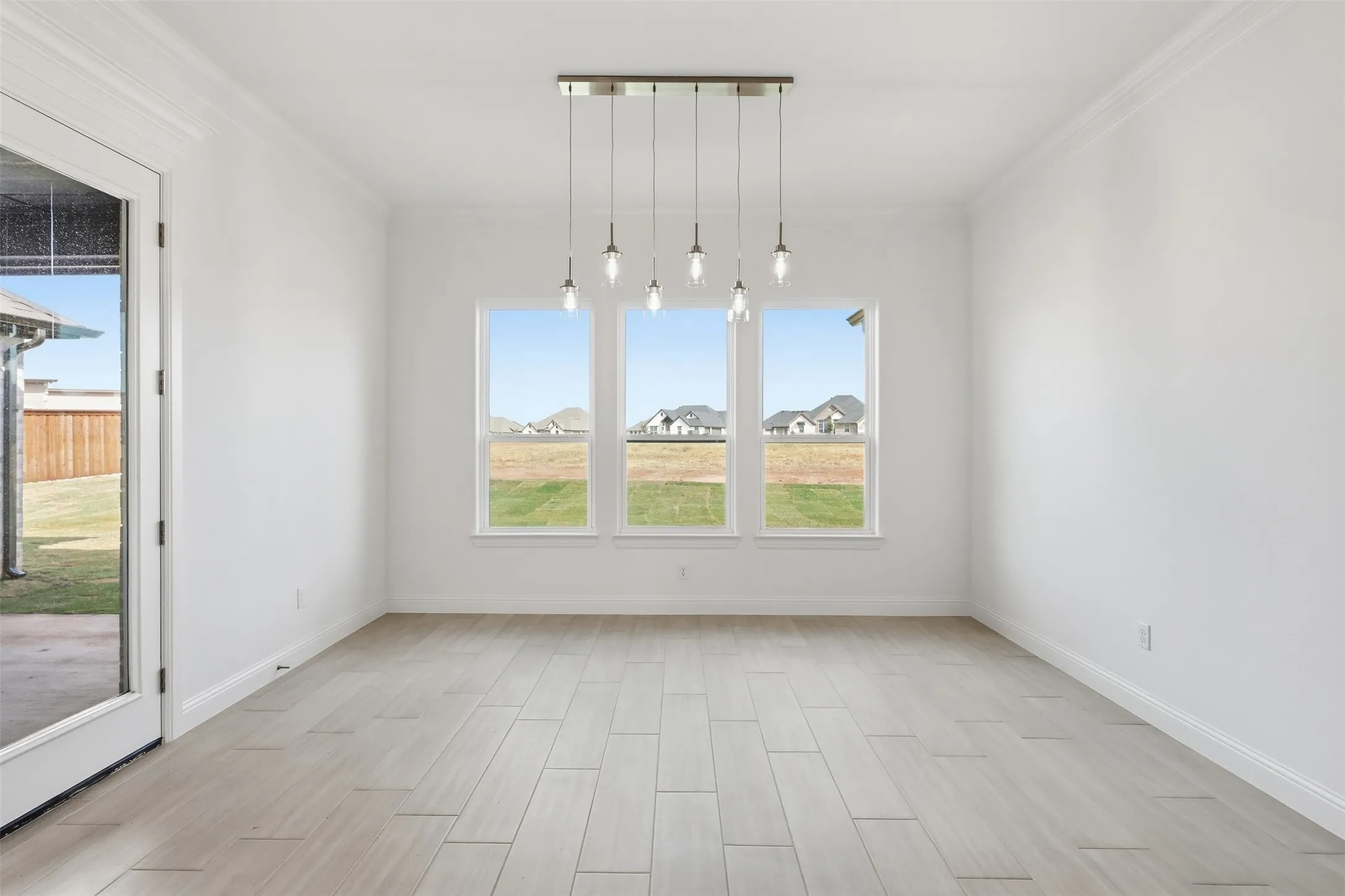 Single Family Residence For Sale in Hood County , 2120 Middlewood Circle, Granbury, Texas 76049, 4 Bedroom, 3 Bathroom, 3 Garage spaces, 2,650 Sqft, built in 2026, mls#21289195, Real Estate Agent in Granbury, Homes For Sale in Hood county, Homes For Sale in Granbury, Realtor in Granbury Texas, Real Estate Brokerage Independent Realty Texas, Luminita Cordes Realtor