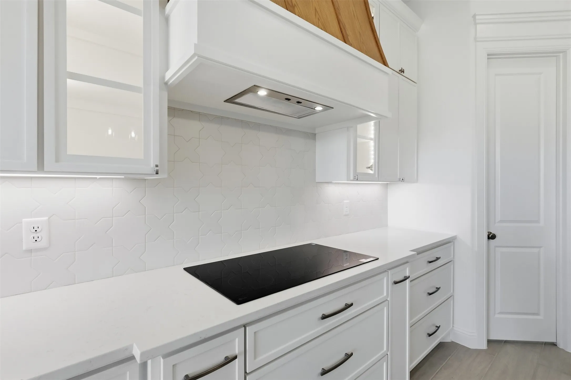 Single Family Residence For Sale in Hood County , 2120 Middlewood Circle, Granbury, Texas 76049, 4 Bedroom, 3 Bathroom, 3 Garage spaces, 2,650 Sqft, built in 2026, mls#21289195, Real Estate Agent in Granbury, Homes For Sale in Hood county, Homes For Sale in Granbury, Realtor in Granbury Texas, Real Estate Brokerage Independent Realty Texas, Luminita Cordes Realtor