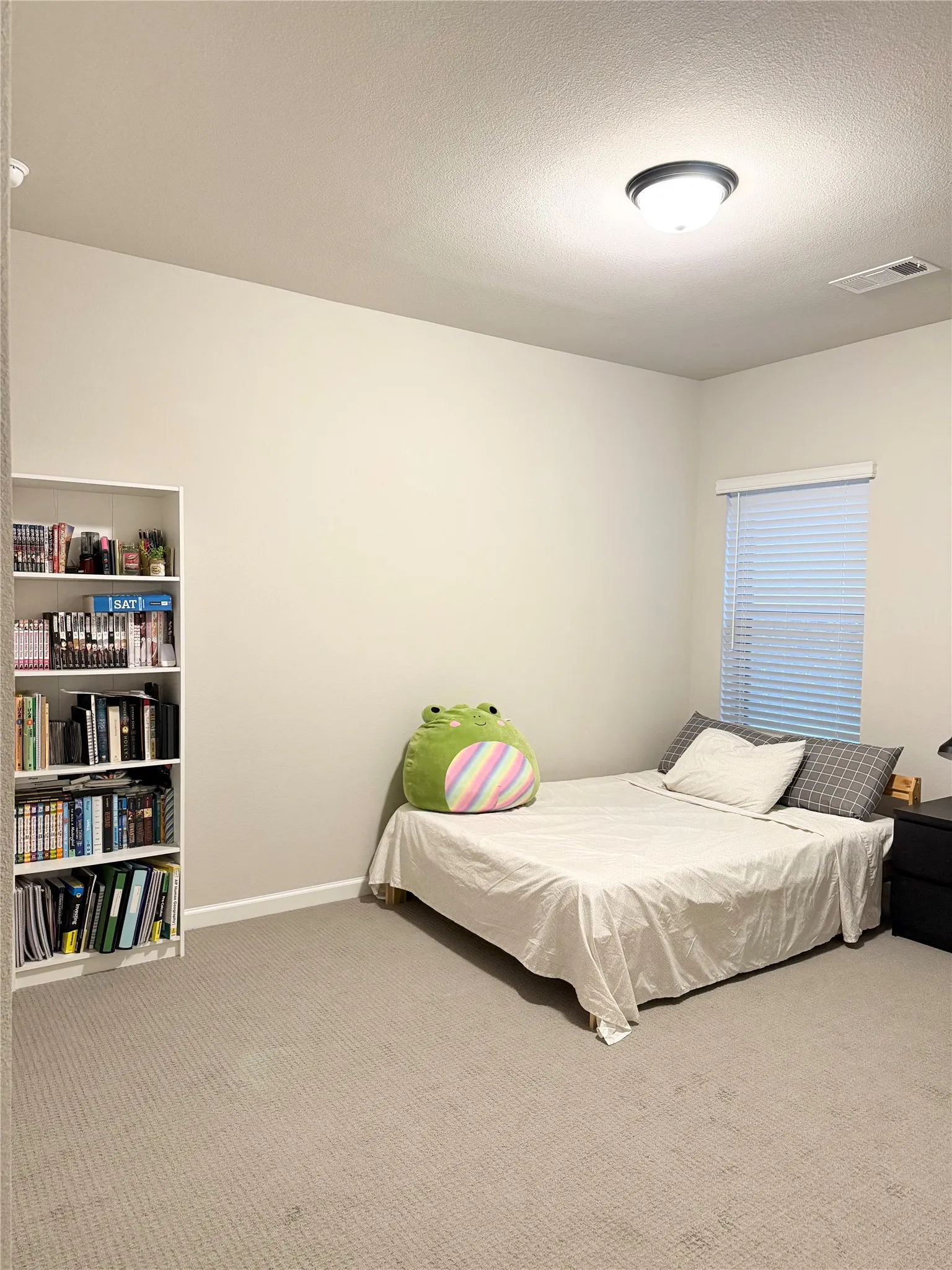 Single Family Residence For Sale in Denton County , 2561 Four Roses Drive, Lewisville, Texas 75056, 4 Bedroom, 4 Bathroom, 2 Garage spaces, 2,872 Sqft, built in 2023, mls#21284101, Real Estate Agent in Lewisville, Homes For Sale in Denton county, Homes For Sale in Lewisville, Realtor in Lewisville Texas, Real Estate Brokerage Independent Realty Texas, Luminita Cordes Realtor