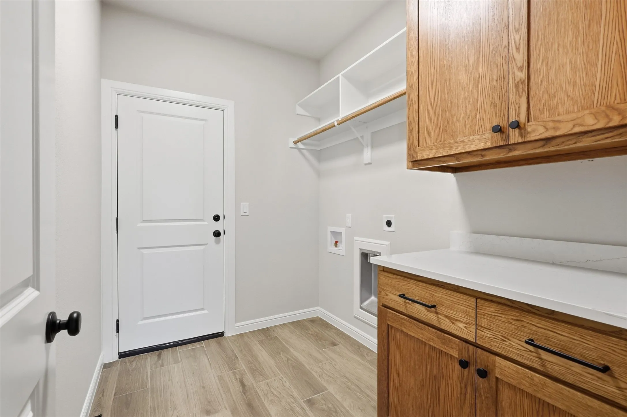 Single Family Residence For Sale in Hood County , 2148 Middlewood Circle, Granbury, Texas 76049, 4 Bedroom, 3 Bathroom, 3 Garage spaces, 2,585 Sqft, built in 2026, mls#21289065, Real Estate Agent in Granbury, Homes For Sale in Hood county, Homes For Sale in Granbury, Realtor in Granbury Texas, Real Estate Brokerage Independent Realty Texas, Luminita Cordes Realtor