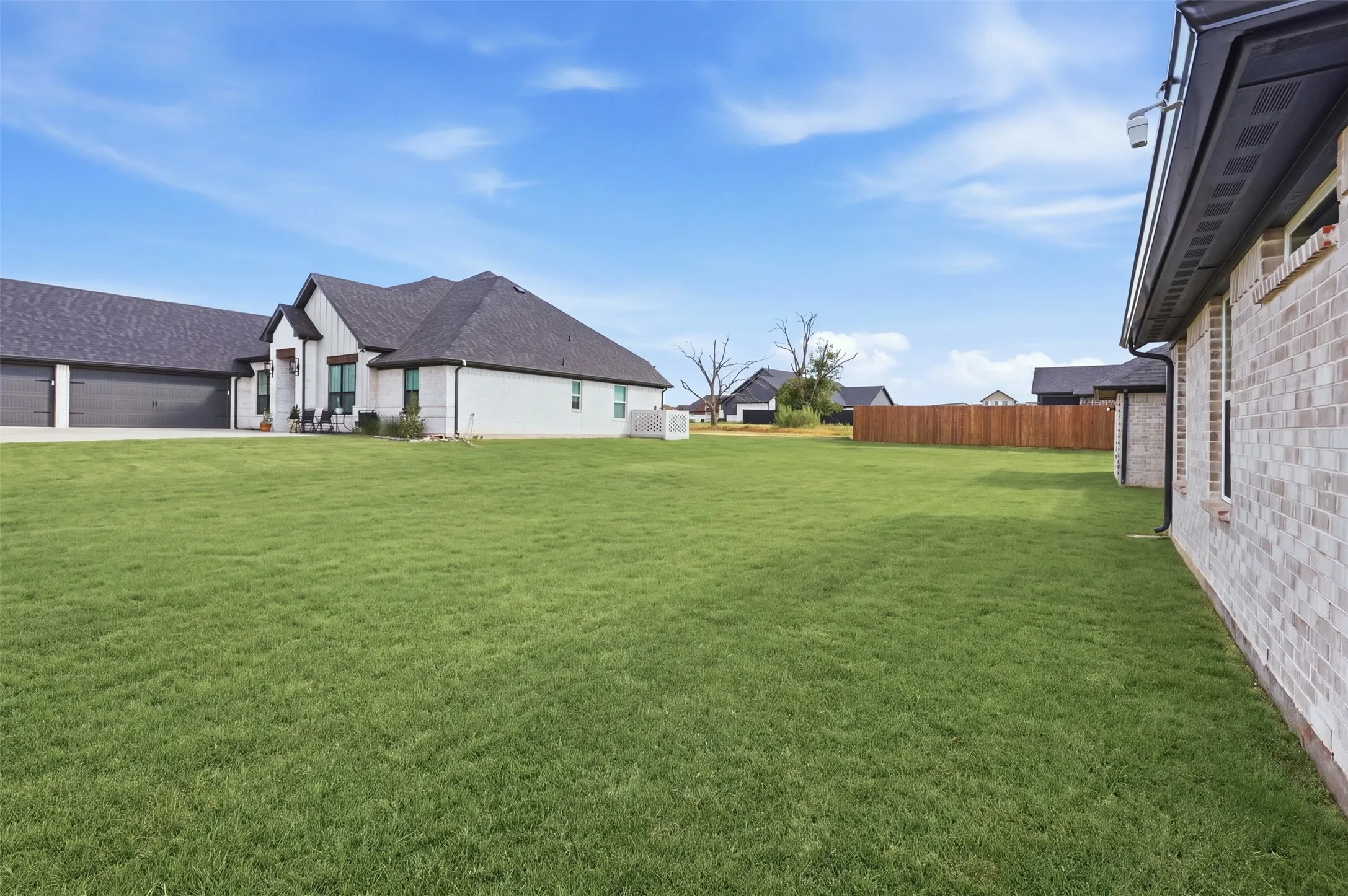 Single Family Residence For Sale in Hood County , 2148 Middlewood Circle, Granbury, Texas 76049, 4 Bedroom, 3 Bathroom, 3 Garage spaces, 2,585 Sqft, built in 2026, mls#21289065, Real Estate Agent in Granbury, Homes For Sale in Hood county, Homes For Sale in Granbury, Realtor in Granbury Texas, Real Estate Brokerage Independent Realty Texas, Luminita Cordes Realtor
