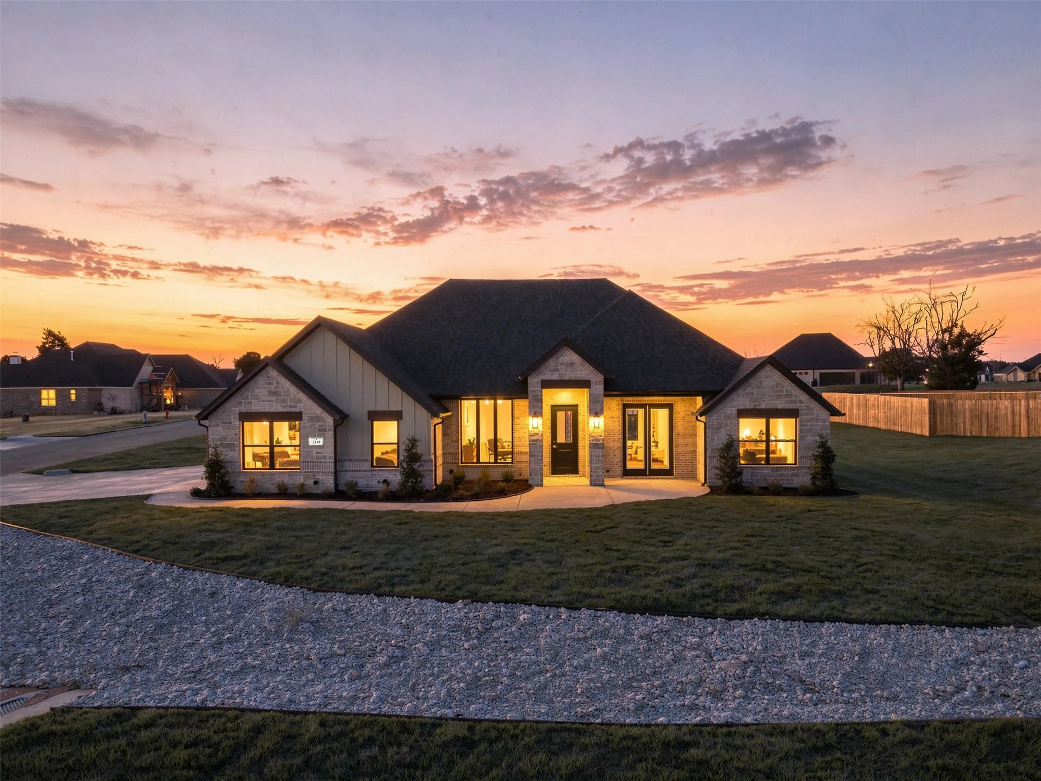 Single Family Residence For Sale in Hood County , 2148 Middlewood Circle, Granbury, Texas 76049, 4 Bedroom, 3 Bathroom, 3 Garage spaces, 2,585 Sqft, built in 2026, mls#21289065, Real Estate Agent in Granbury, Homes For Sale in Hood county, Homes For Sale in Granbury, Realtor in Granbury Texas, Real Estate Brokerage Independent Realty Texas, Luminita Cordes Realtor