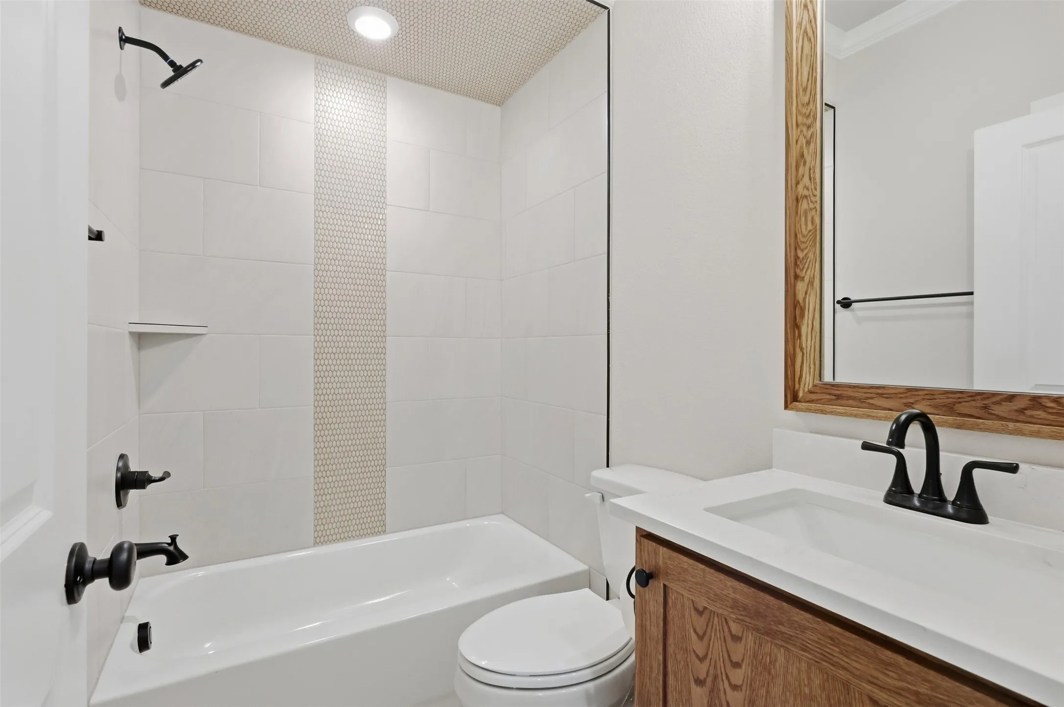 Single Family Residence For Sale in Hood County , 2148 Middlewood Circle, Granbury, Texas 76049, 4 Bedroom, 3 Bathroom, 3 Garage spaces, 2,585 Sqft, built in 2026, mls#21289065, Real Estate Agent in Granbury, Homes For Sale in Hood county, Homes For Sale in Granbury, Realtor in Granbury Texas, Real Estate Brokerage Independent Realty Texas, Luminita Cordes Realtor