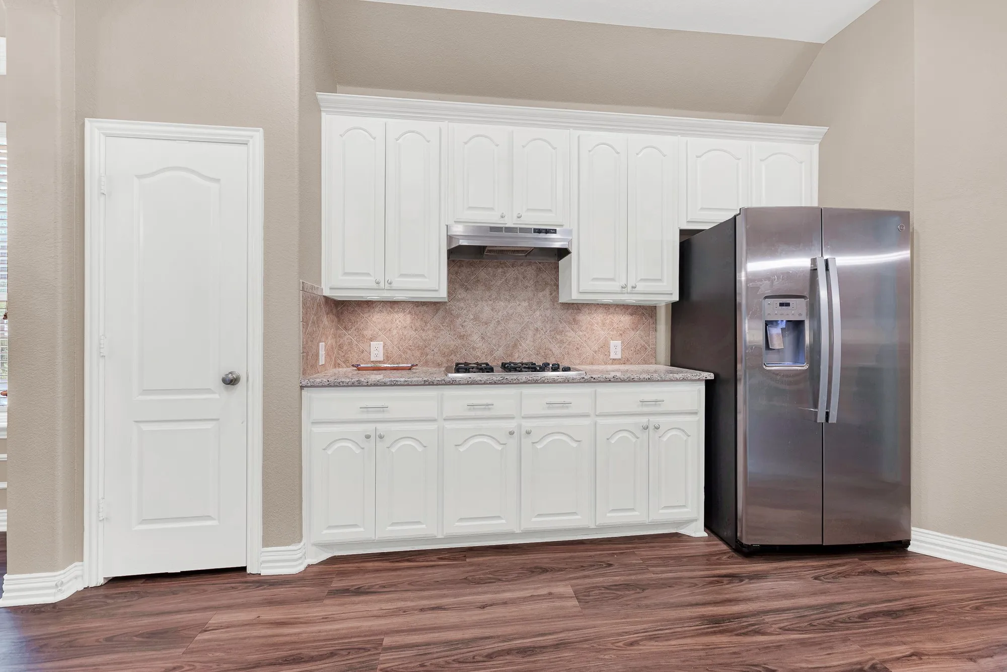 Single Family Residence For Sale in Denton County , 7994 Dawson Court, Frisco, Texas 75036, 4 Bedroom, 3 Bathroom, 3 Garage spaces, 2,694 Sqft, built in 2005, mls#21286558, Real Estate Agent in Frisco, Homes For Sale in Denton county, Homes For Sale in Frisco, Realtor in Frisco Texas, Real Estate Brokerage Independent Realty Texas, Luminita Cordes Realtor