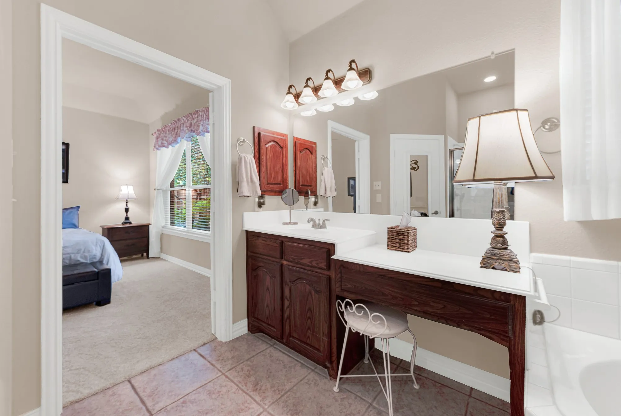 Single Family Residence For Sale in Denton County , 7994 Dawson Court, Frisco, Texas 75036, 4 Bedroom, 3 Bathroom, 3 Garage spaces, 2,694 Sqft, built in 2005, mls#21286558, Real Estate Agent in Frisco, Homes For Sale in Denton county, Homes For Sale in Frisco, Realtor in Frisco Texas, Real Estate Brokerage Independent Realty Texas, Luminita Cordes Realtor