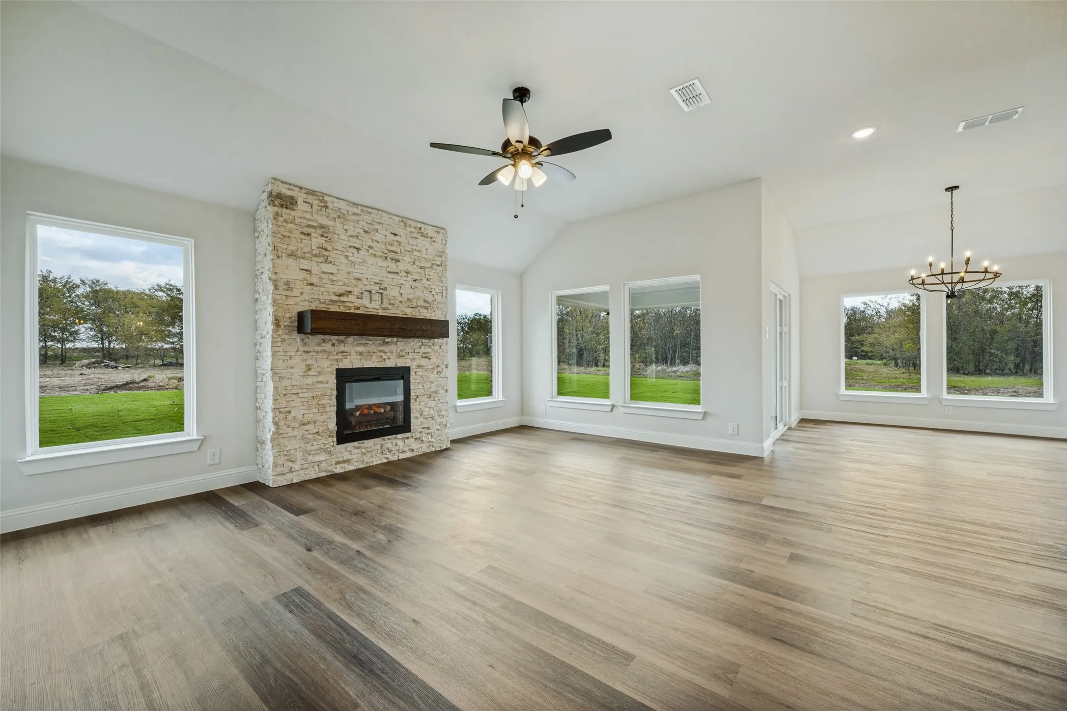 Single Family Residence For Sale in Cooke County , 104 Ranchview, Valley View, Texas 76272, 4 Bedroom, 3 Bathroom, 2 Garage spaces, 2,164 Sqft, built in 2026, mls#21282980, Real Estate Agent in Valley View, Homes For Sale in Cooke county, Homes For Sale in Valley View, Realtor in Valley View Texas, Real Estate Brokerage Independent Realty Texas, Luminita Cordes Realtor
