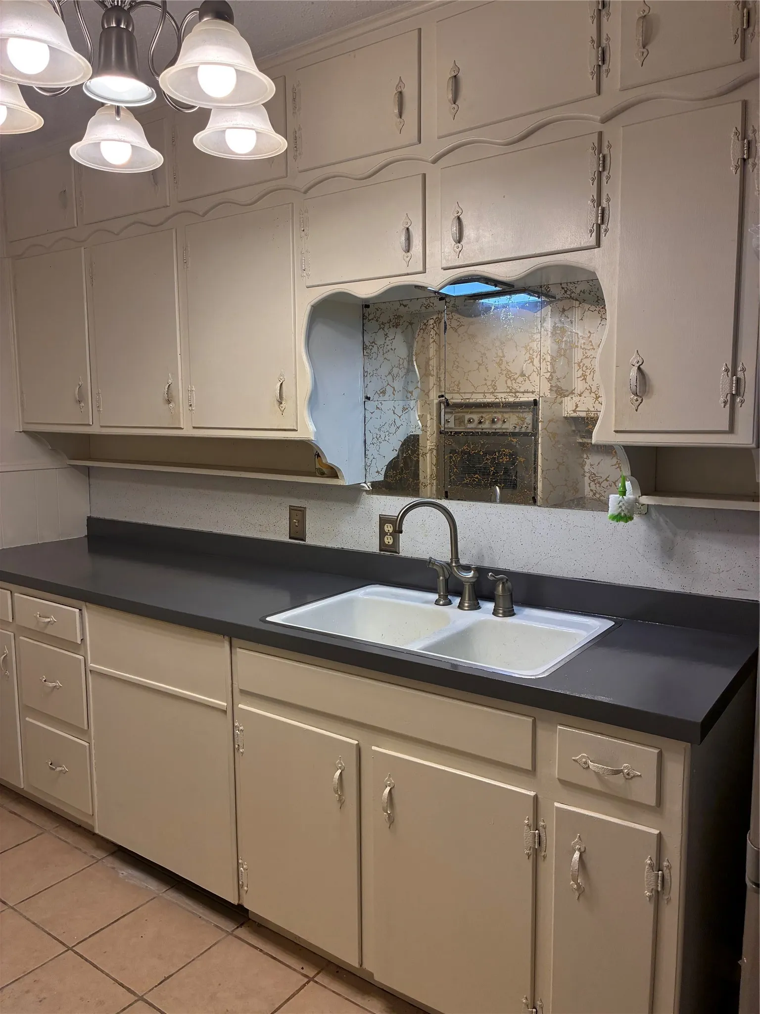 Single Family Residence For Sale in Wise County , 1808 Edgewood Drive, Bridgeport, Texas 76426, 4 Bedroom, 2 Bathroom, Garage spaces, 1,926 Sqft, built in 1968, mls#21284140, Real Estate Agent in Bridgeport, Homes For Sale in Wise county, Homes For Sale in Bridgeport, Realtor in Bridgeport Texas, Real Estate Brokerage Independent Realty Texas, Luminita Cordes Realtor
