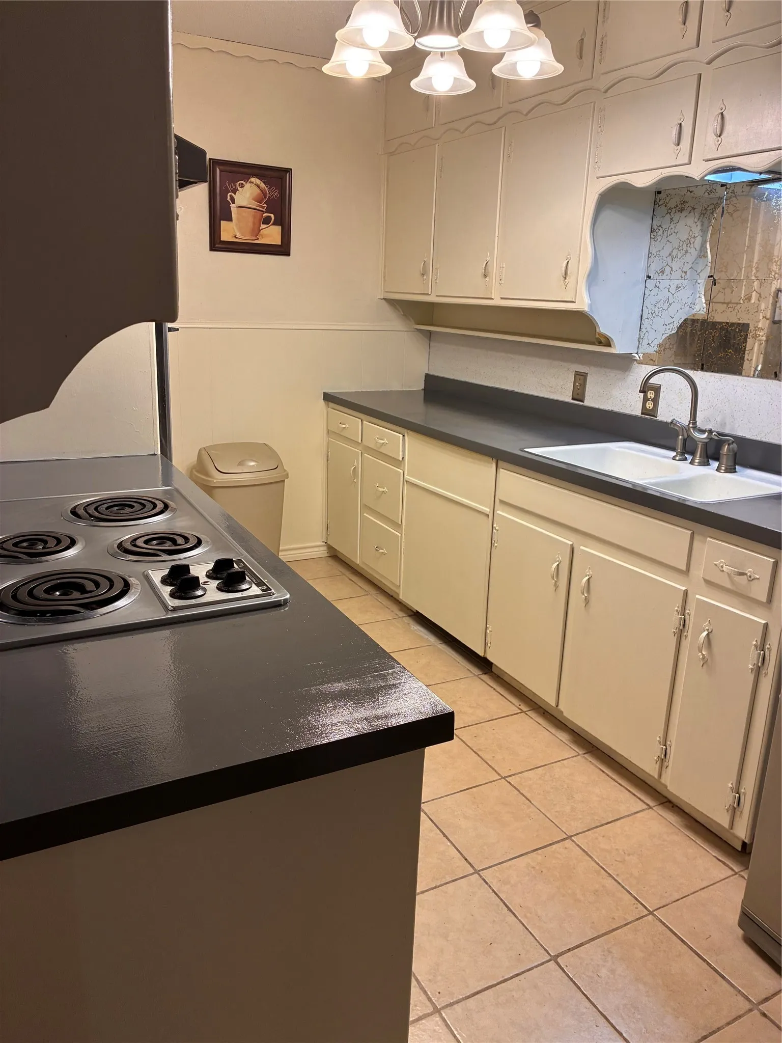 Single Family Residence For Sale in Wise County , 1808 Edgewood Drive, Bridgeport, Texas 76426, 4 Bedroom, 2 Bathroom, Garage spaces, 1,926 Sqft, built in 1968, mls#21284140, Real Estate Agent in Bridgeport, Homes For Sale in Wise county, Homes For Sale in Bridgeport, Realtor in Bridgeport Texas, Real Estate Brokerage Independent Realty Texas, Luminita Cordes Realtor