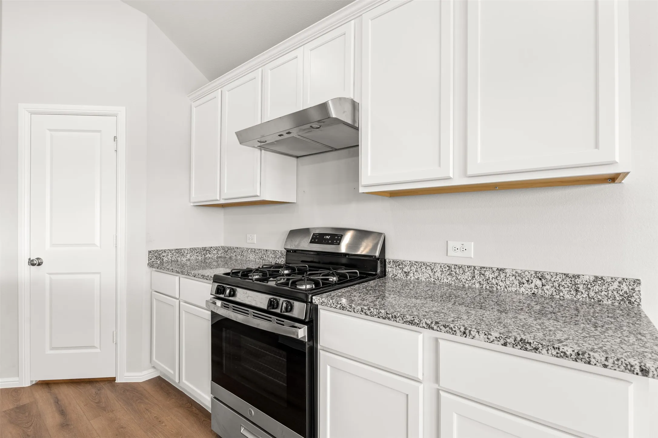 Single Family Residence For Sale in Hunt County , 108 Anson Drive, Royse City, Texas 75189, 4 Bedrooms, 2 Bathrooms, 2 Garage spaces, 2,060 Sqft, built in 2024, Price $362,000, mls#21288946, Real Estate Agent in Royse City, Homes For Sale in Hunt county, Homes For Sale in Royse City, Realtor in Royse City Texas, Real Estate Brokerage Independent Realty Texas, Luminita Cordes Realtor