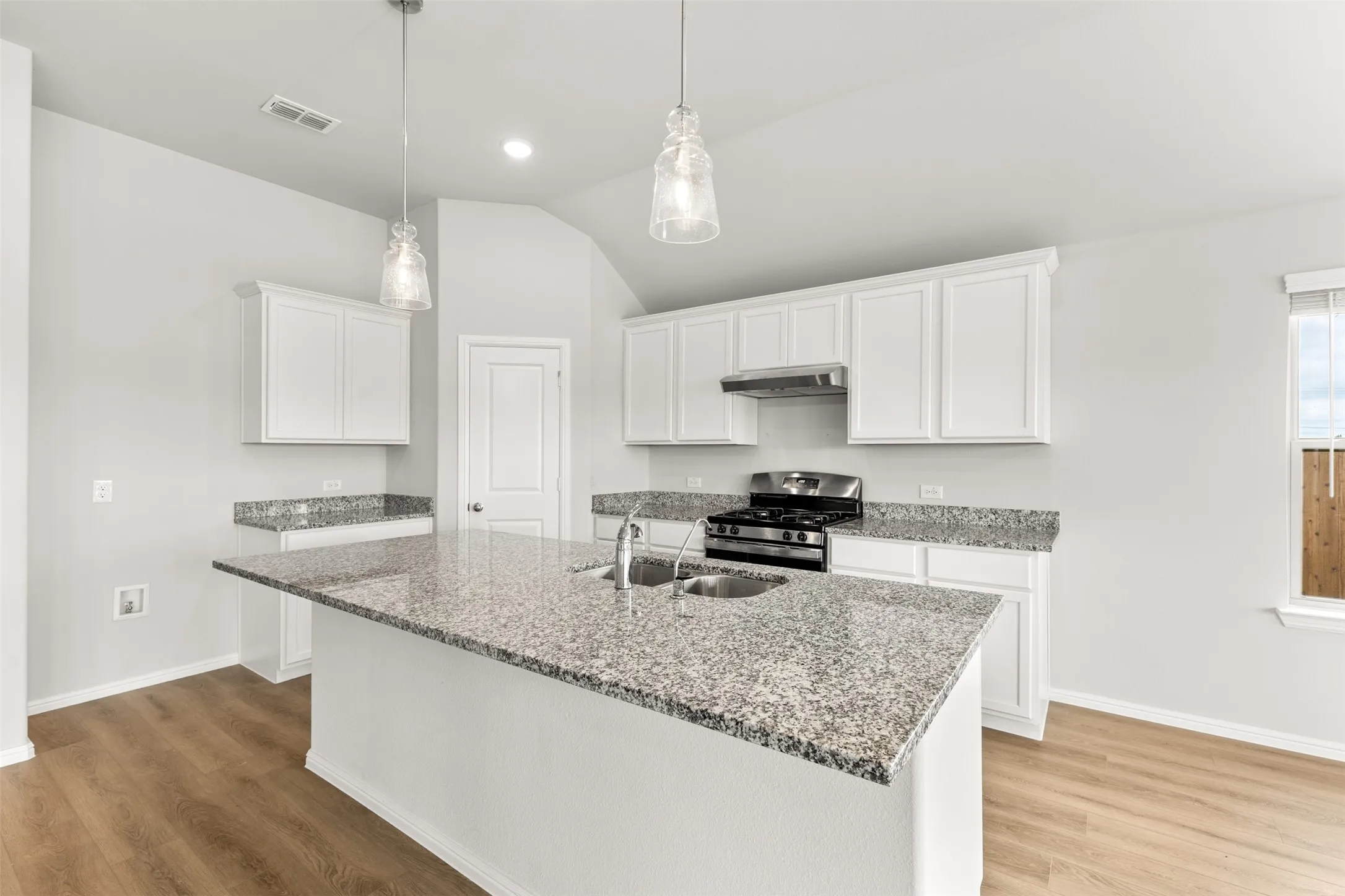 Single Family Residence For Sale in Hunt County , 108 Anson Drive, Royse City, Texas 75189, 4 Bedrooms, 2 Bathrooms, 2 Garage spaces, 2,060 Sqft, built in 2024, Price $362,000, mls#21288946, Real Estate Agent in Royse City, Homes For Sale in Hunt county, Homes For Sale in Royse City, Realtor in Royse City Texas, Real Estate Brokerage Independent Realty Texas, Luminita Cordes Realtor