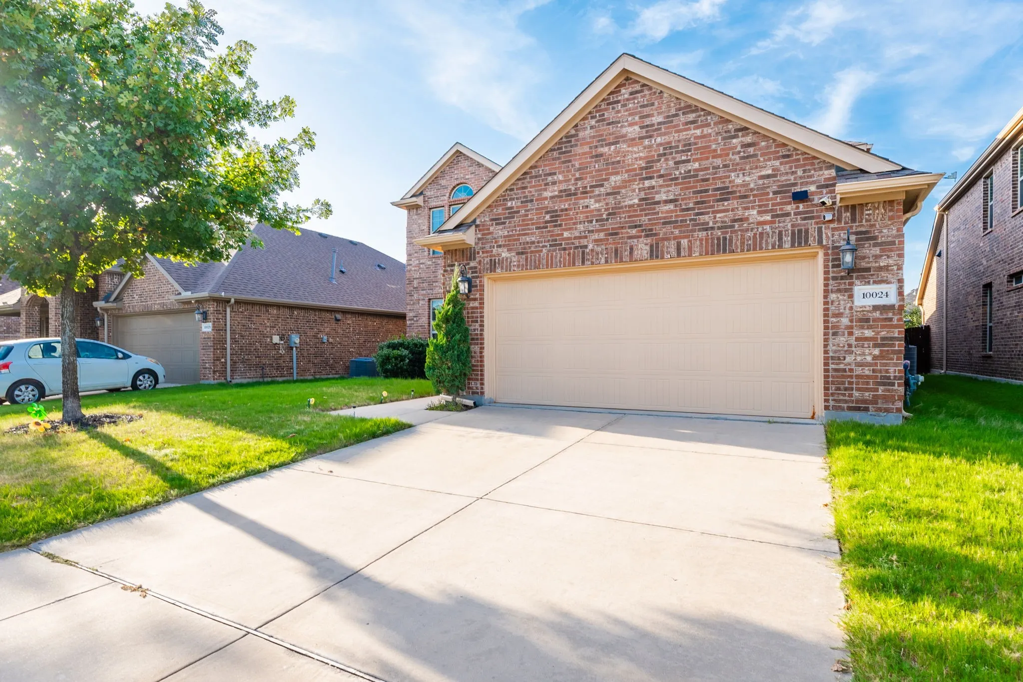 Single Family Residence For Sale in Collin County , 10024 Kemah Place, Mc Kinney, Texas 75071, 4 Bedroom, 3 Bathroom, 2 Garage spaces, 2,477 Sqft, built in 2017, mls#21290197, Real Estate Agent in Mc Kinney, Homes For Sale in Collin county, Homes For Sale in Mc Kinney, Realtor in Mc Kinney Texas, Real Estate Brokerage Independent Realty Texas, Luminita Cordes Realtor