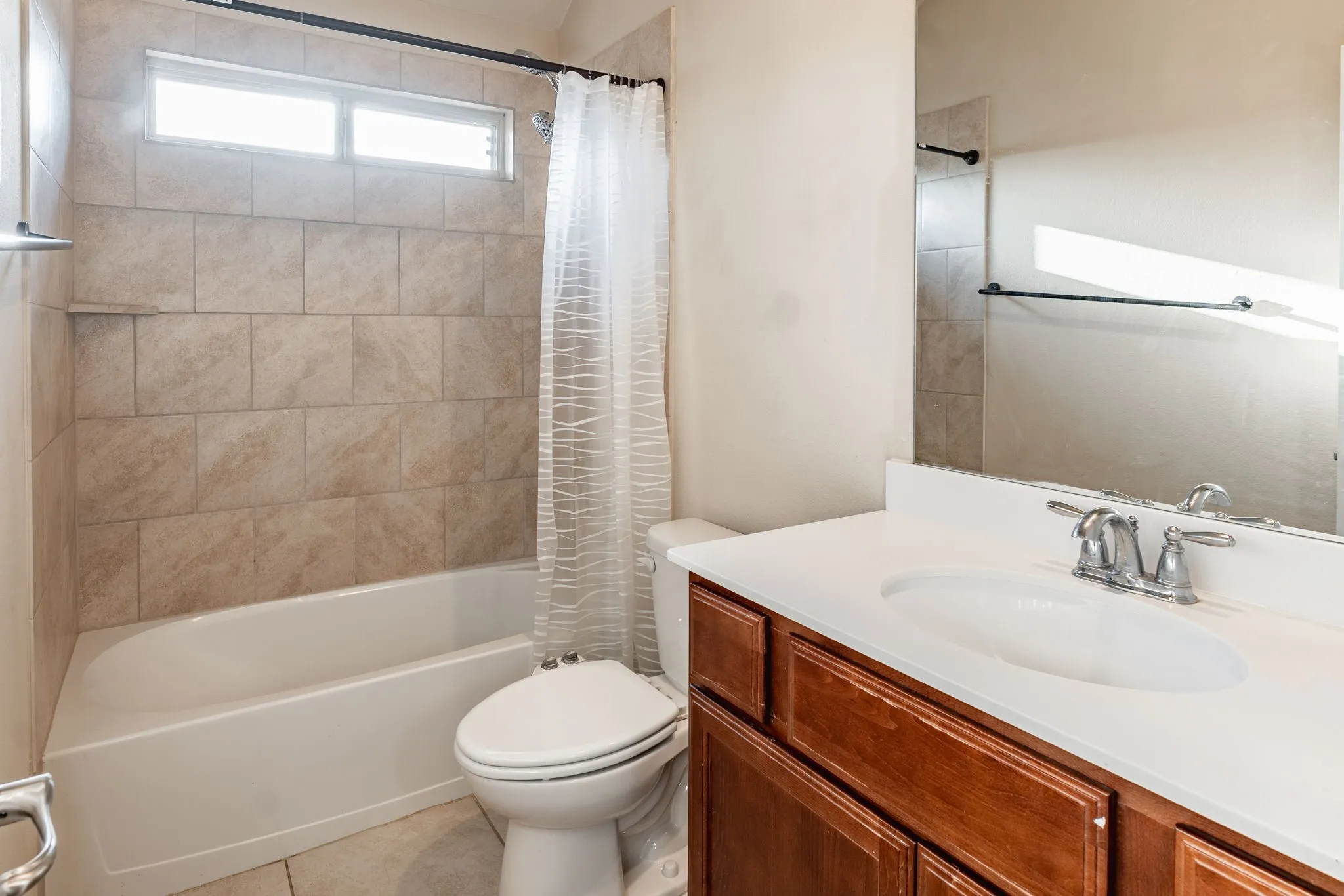 Single Family Residence For Sale in Collin County , 10024 Kemah Place, Mc Kinney, Texas 75071, 4 Bedroom, 3 Bathroom, 2 Garage spaces, 2,477 Sqft, built in 2017, mls#21290197, Real Estate Agent in Mc Kinney, Homes For Sale in Collin county, Homes For Sale in Mc Kinney, Realtor in Mc Kinney Texas, Real Estate Brokerage Independent Realty Texas, Luminita Cordes Realtor