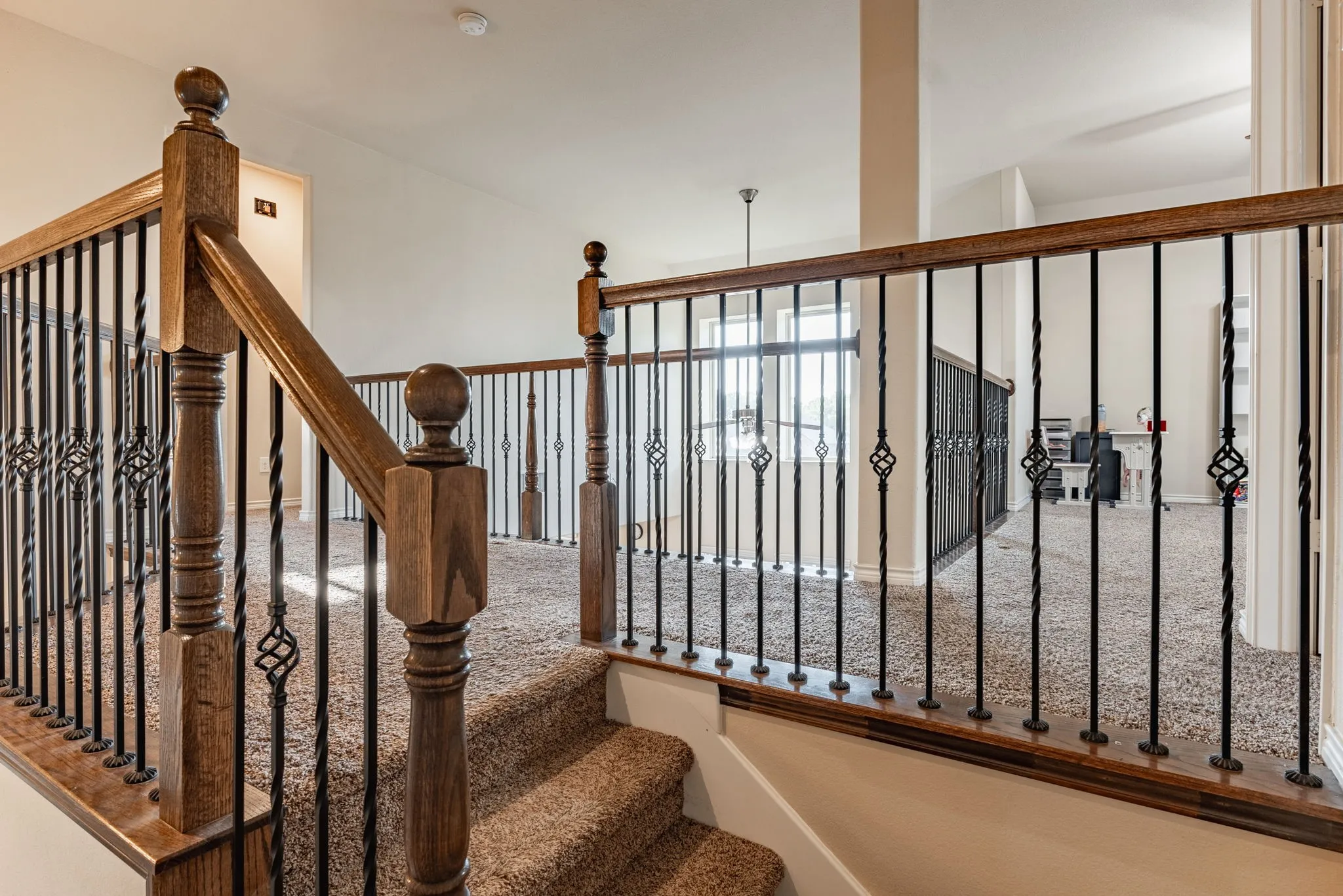 Single Family Residence For Sale in Collin County , 10024 Kemah Place, Mc Kinney, Texas 75071, 4 Bedroom, 3 Bathroom, 2 Garage spaces, 2,477 Sqft, built in 2017, mls#21290197, Real Estate Agent in Mc Kinney, Homes For Sale in Collin county, Homes For Sale in Mc Kinney, Realtor in Mc Kinney Texas, Real Estate Brokerage Independent Realty Texas, Luminita Cordes Realtor