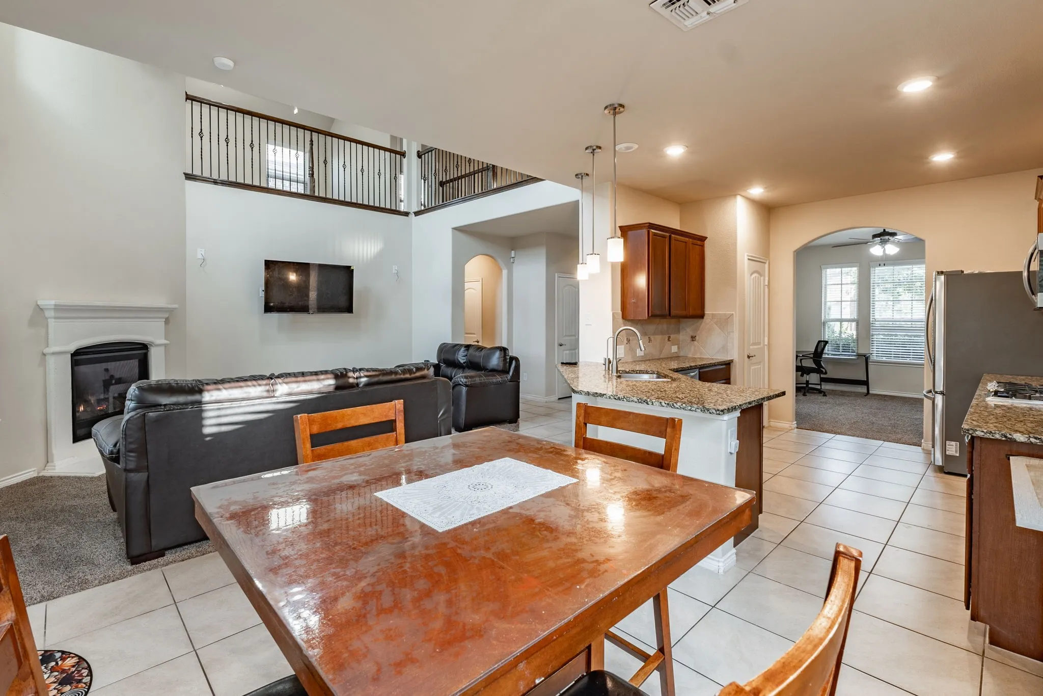 Single Family Residence For Sale in Collin County , 10024 Kemah Place, Mc Kinney, Texas 75071, 4 Bedroom, 3 Bathroom, 2 Garage spaces, 2,477 Sqft, built in 2017, mls#21290197, Real Estate Agent in Mc Kinney, Homes For Sale in Collin county, Homes For Sale in Mc Kinney, Realtor in Mc Kinney Texas, Real Estate Brokerage Independent Realty Texas, Luminita Cordes Realtor