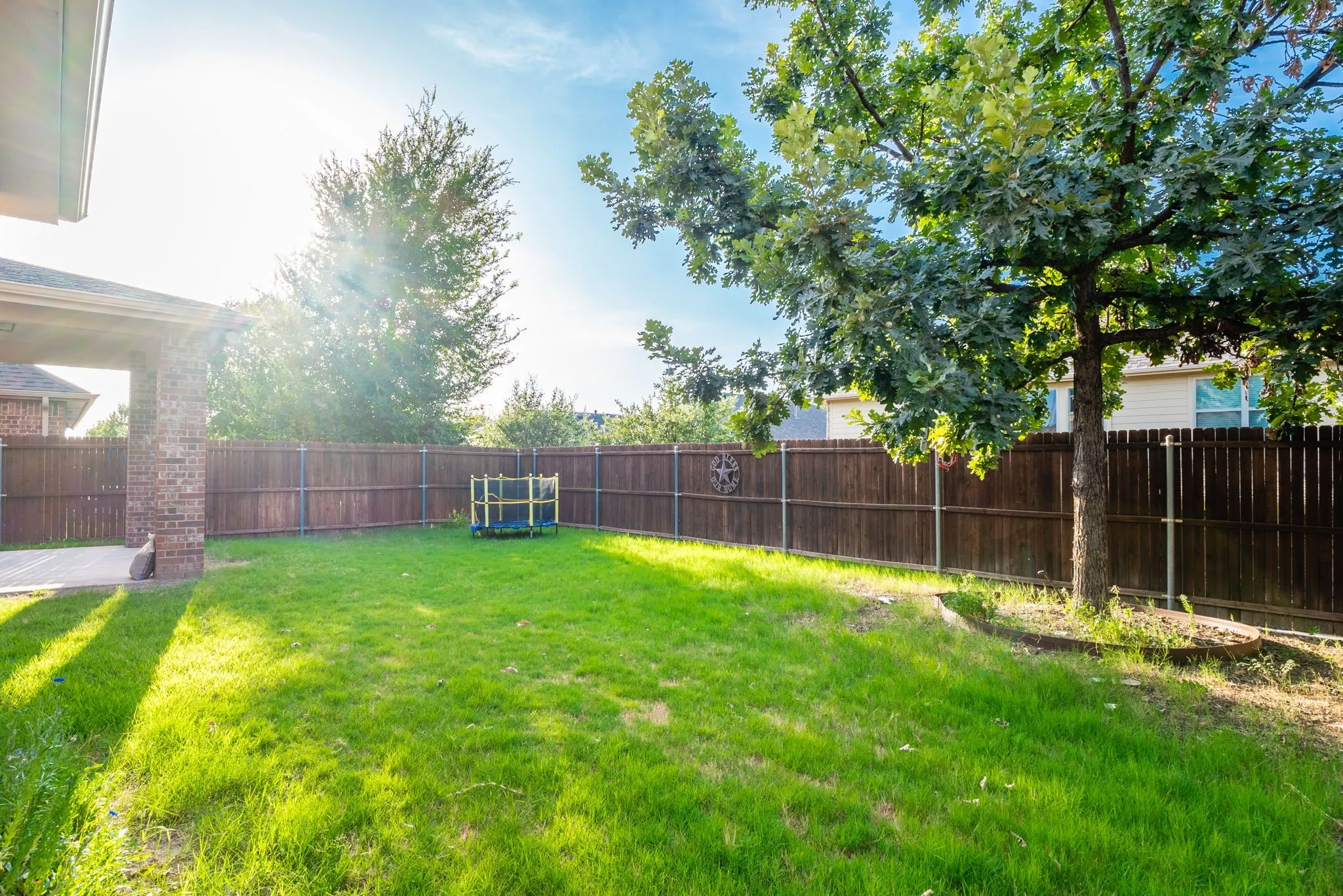 Single Family Residence For Sale in Collin County , 10024 Kemah Place, Mc Kinney, Texas 75071, 4 Bedroom, 3 Bathroom, 2 Garage spaces, 2,477 Sqft, built in 2017, mls#21290197, Real Estate Agent in Mc Kinney, Homes For Sale in Collin county, Homes For Sale in Mc Kinney, Realtor in Mc Kinney Texas, Real Estate Brokerage Independent Realty Texas, Luminita Cordes Realtor
