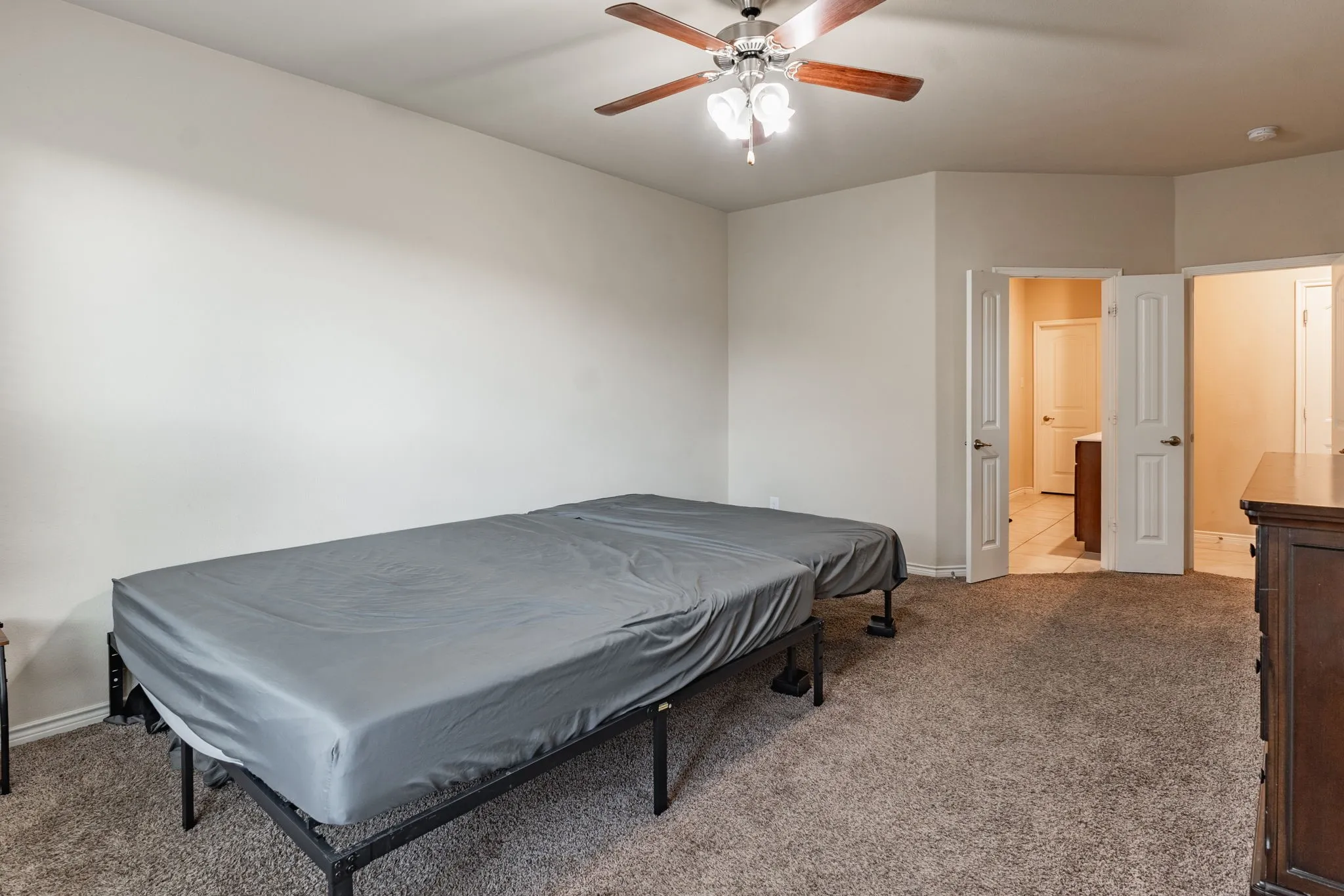 Single Family Residence For Sale in Collin County , 10024 Kemah Place, Mc Kinney, Texas 75071, 4 Bedroom, 3 Bathroom, 2 Garage spaces, 2,477 Sqft, built in 2017, mls#21290197, Real Estate Agent in Mc Kinney, Homes For Sale in Collin county, Homes For Sale in Mc Kinney, Realtor in Mc Kinney Texas, Real Estate Brokerage Independent Realty Texas, Luminita Cordes Realtor