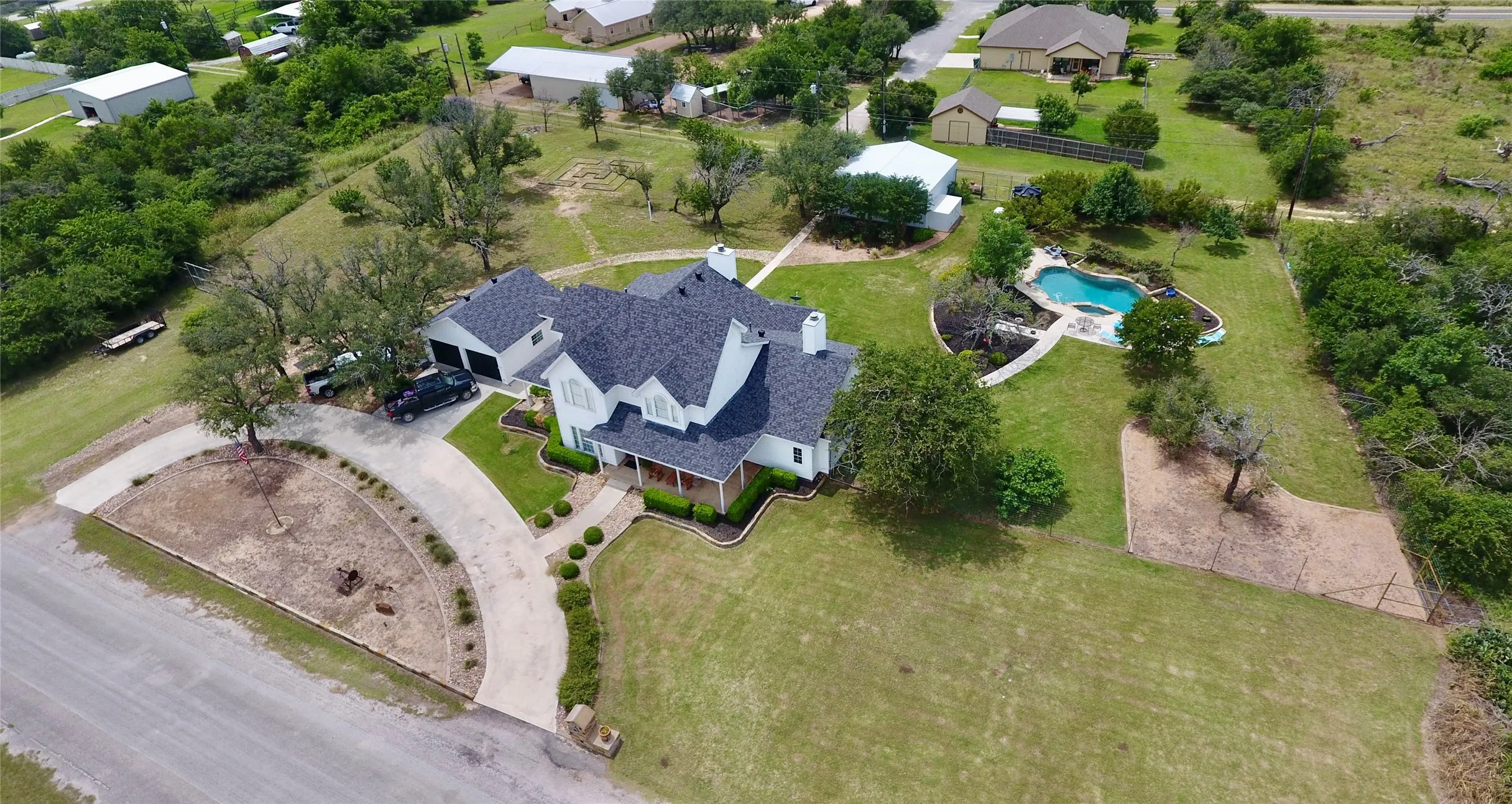 Single Family Residence For Sale in Mills County , 33 Quail Ridge, Goldthwaite, Texas 76844, 4 Bedroom, 3 Bathroom, 2 Garage spaces, 3,085 Sqft, built in 2000, Price $674,900, mls#21290595, Real Estate Agent in Goldthwaite, Homes For Sale in Mills county, Homes For Sale in Goldthwaite, Realtor in Goldthwaite Texas, Real Estate Brokerage Independent Realty Texas, Luminita Cordes Realtor