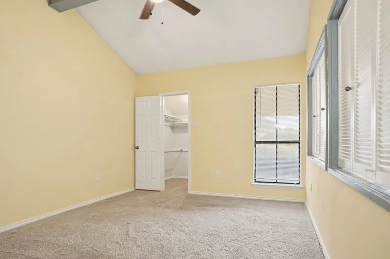 Condominium For Rent in Dallas County , 9254 Forest Lane 616, Dallas, Texas 75243, 1 Bedroom, 1 Bathroom, Garage spaces, 748 Sqft, built in 1982, mls#21290625, Real Estate Agent in Dallas, Homes For Rent in Dallas county, Homes For Rent in Dallas, Realtor in Dallas Texas, Real Estate Brokerage Independent Realty Texas, Luminita Cordes Realtor