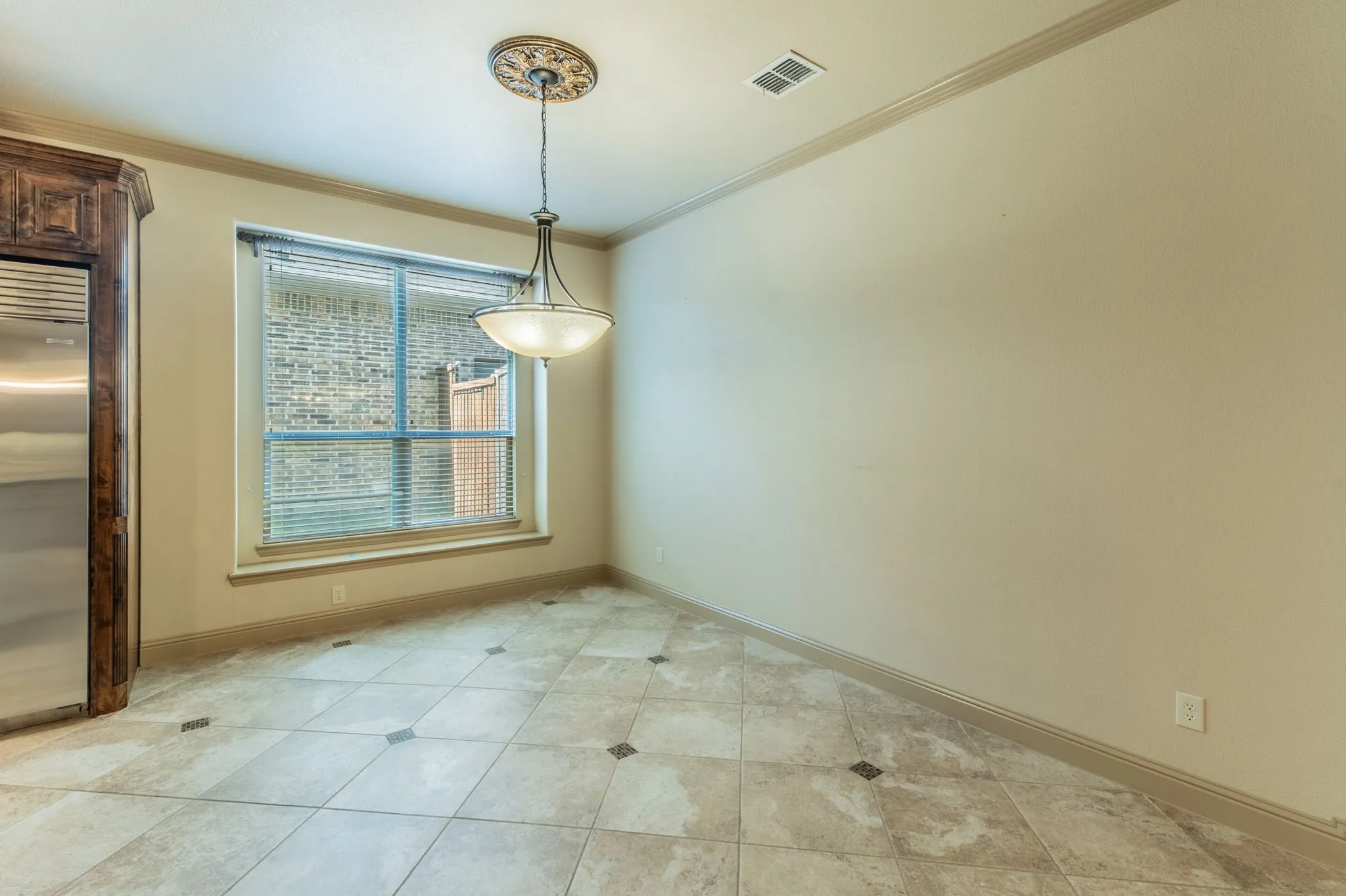Single Family Residence For Rent in Denton County , 7565 Rawlins Lane, Frisco, Texas 75036, 5 Bedroom, 5 Bathroom, 3 Garage spaces, 4,801 Sqft, built in 2010, mls#21290628, Real Estate Agent in Frisco, Homes For Rent in Denton county, Homes For Rent in Frisco, Realtor in Frisco Texas, Real Estate Brokerage Independent Realty Texas, Luminita Cordes Realtor