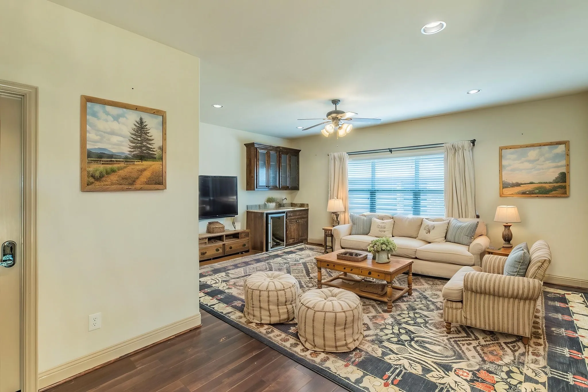 Single Family Residence For Rent in Denton County , 7565 Rawlins Lane, Frisco, Texas 75036, 5 Bedroom, 5 Bathroom, 3 Garage spaces, 4,801 Sqft, built in 2010, mls#21290628, Real Estate Agent in Frisco, Homes For Rent in Denton county, Homes For Rent in Frisco, Realtor in Frisco Texas, Real Estate Brokerage Independent Realty Texas, Luminita Cordes Realtor