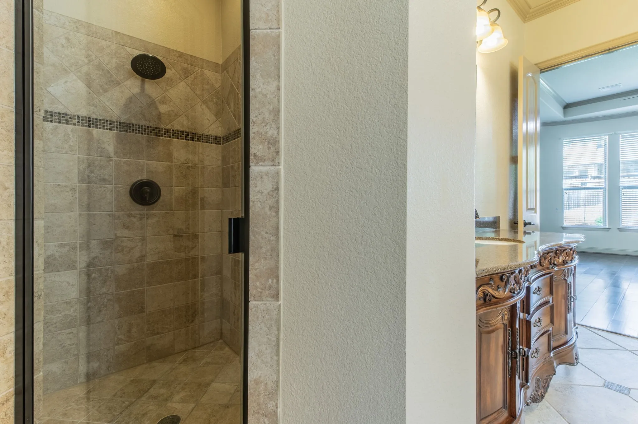 Single Family Residence For Rent in Denton County , 7565 Rawlins Lane, Frisco, Texas 75036, 5 Bedroom, 5 Bathroom, 3 Garage spaces, 4,801 Sqft, built in 2010, mls#21290628, Real Estate Agent in Frisco, Homes For Rent in Denton county, Homes For Rent in Frisco, Realtor in Frisco Texas, Real Estate Brokerage Independent Realty Texas, Luminita Cordes Realtor
