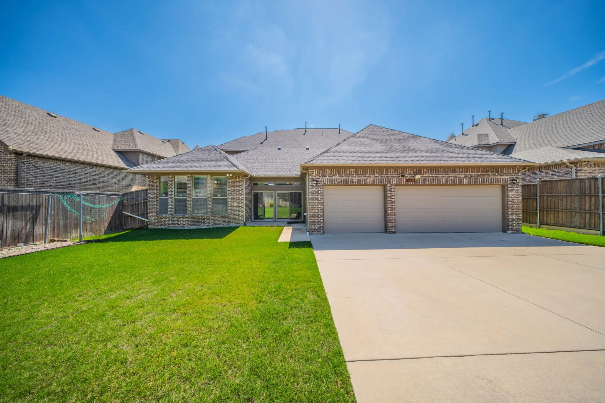 Single Family Residence For Rent in Denton County , 7565 Rawlins Lane, Frisco, Texas 75036, 5 Bedroom, 5 Bathroom, 3 Garage spaces, 4,801 Sqft, built in 2010, mls#21290628, Real Estate Agent in Frisco, Homes For Rent in Denton county, Homes For Rent in Frisco, Realtor in Frisco Texas, Real Estate Brokerage Independent Realty Texas, Luminita Cordes Realtor