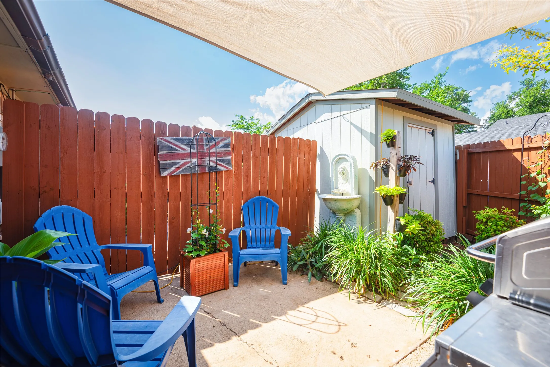 Single Family Residence For Sale in Collin County , 504 506 Cedar Elm Lane, Allen, Texas 75002, 4 Bedroom, 4 Bathroom, Garage spaces, 2,521 Sqft, built in 1978, mls#21290622, Real Estate Agent in Allen, Homes For Sale in Collin county, Homes For Sale in Allen, Realtor in Allen Texas, Real Estate Brokerage Independent Realty Texas, Luminita Cordes Realtor
