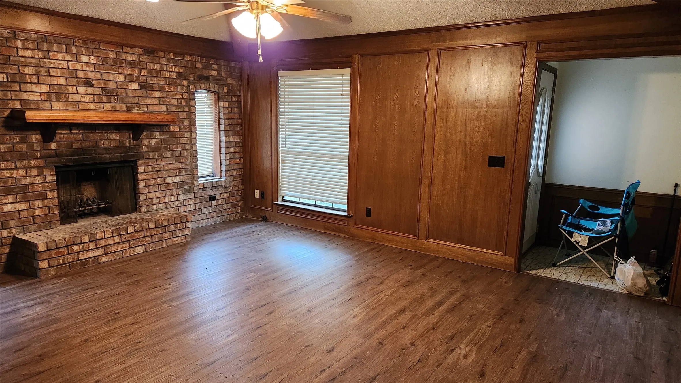 506 Fireplace