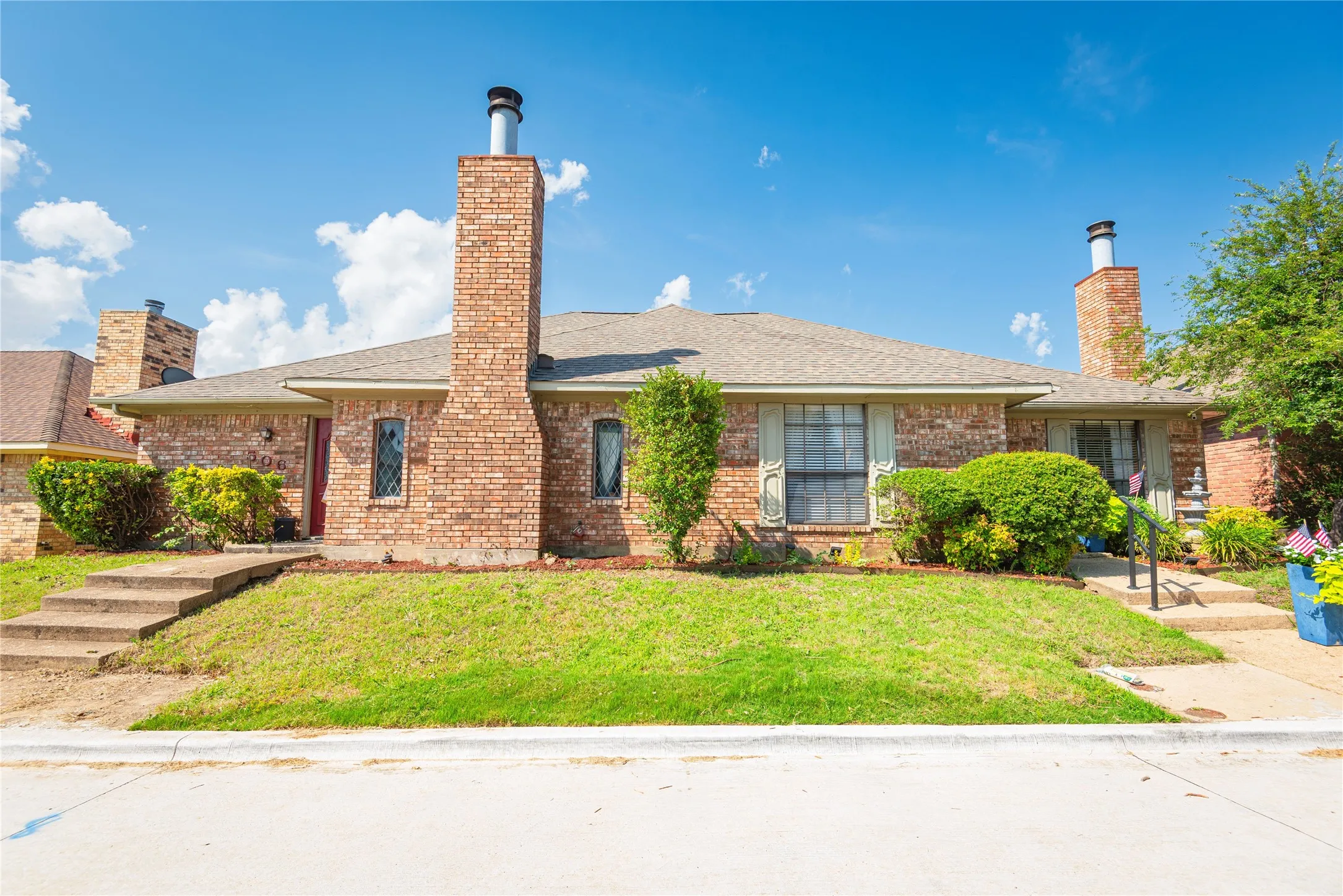 Single Family Residence For Sale in Collin County , 504 506 Cedar Elm Lane, Allen, Texas 75002, 4 Bedroom, 4 Bathroom, Garage spaces, 2,521 Sqft, built in 1978, mls#21290622, Real Estate Agent in Allen, Homes For Sale in Collin county, Homes For Sale in Allen, Realtor in Allen Texas, Real Estate Brokerage Independent Realty Texas, Luminita Cordes Realtor