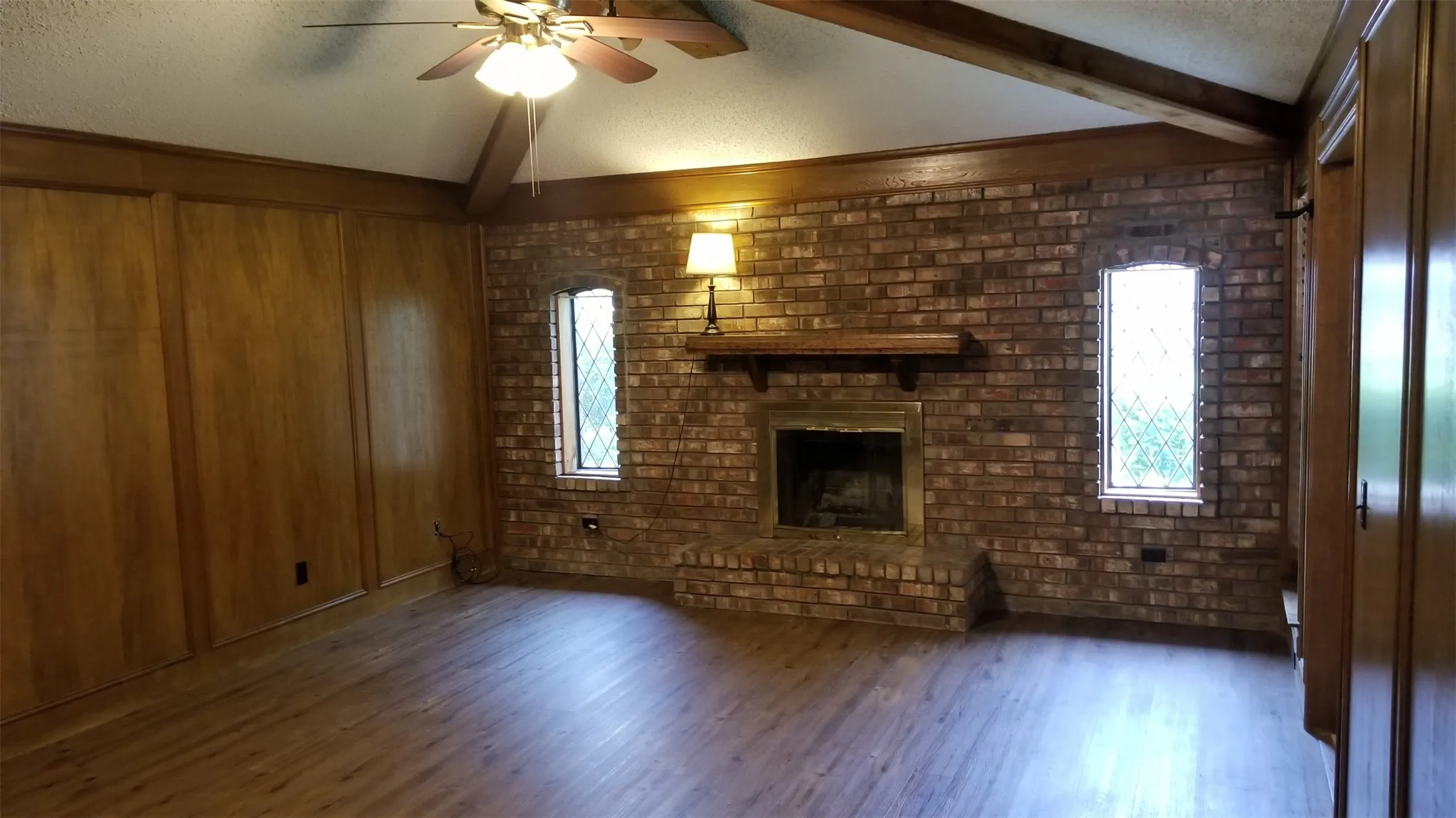 504 Living room