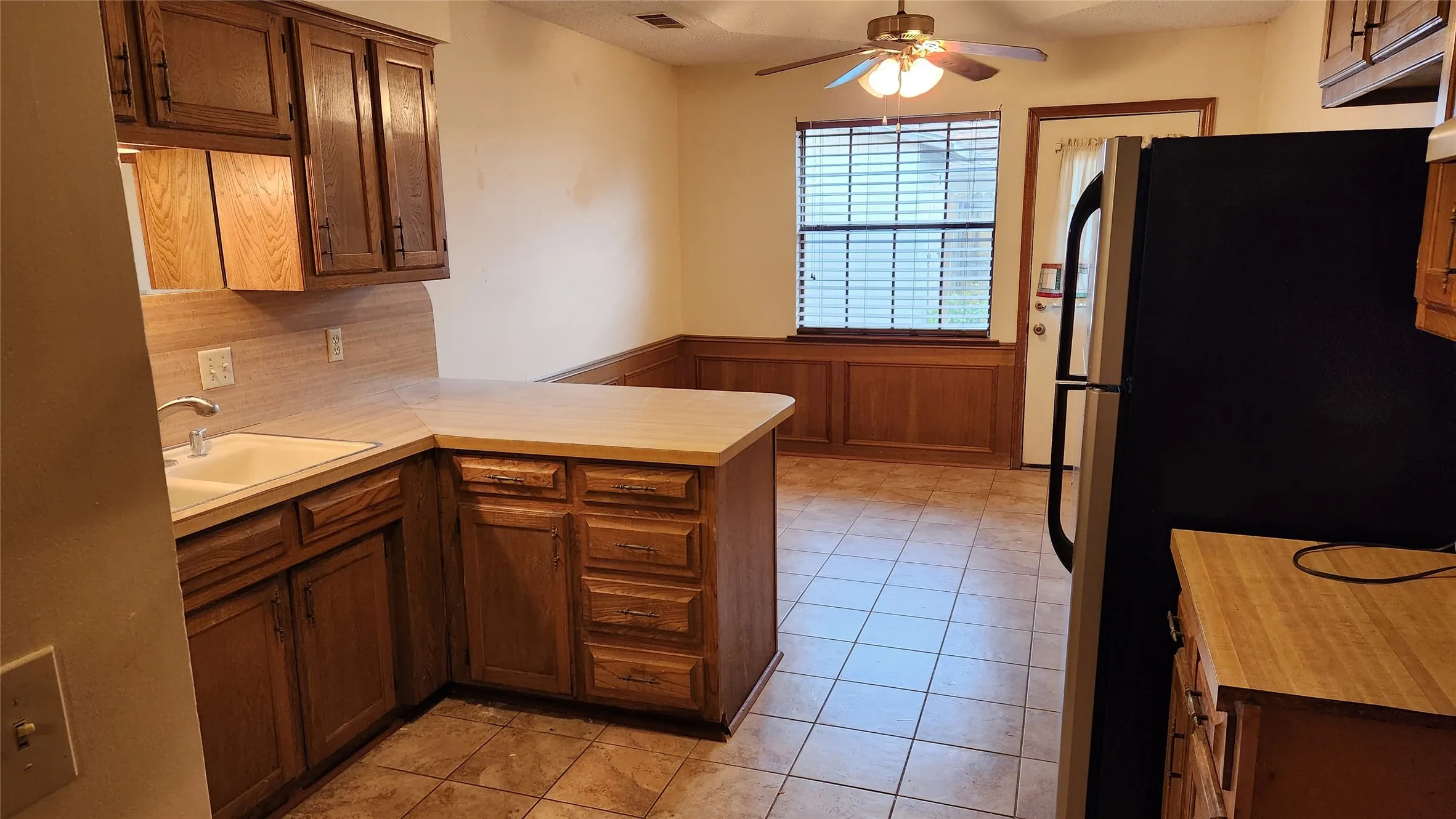 506 Kitchen