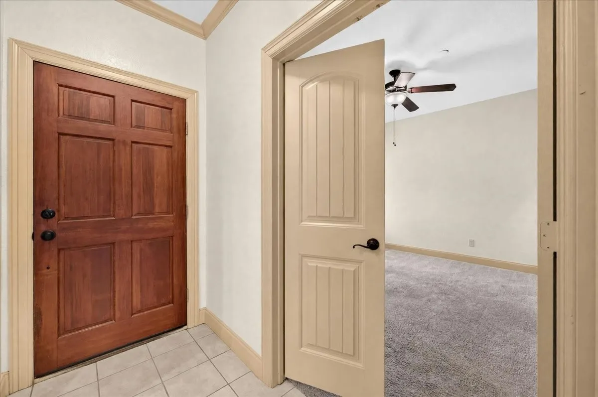 Condominium For Rent in Rockwall County , 1805 Signal Ridge Place 1805, Rockwall, Texas 75032, 2 Bedroom, 2 Bathroom, Garage spaces, 1,405 Sqft, built in 2007, mls#21289934, Real Estate Agent in Rockwall, Homes For Rent in Rockwall county, Homes For Rent in Rockwall, Realtor in Rockwall Texas, Real Estate Brokerage Independent Realty Texas, Luminita Cordes Realtor