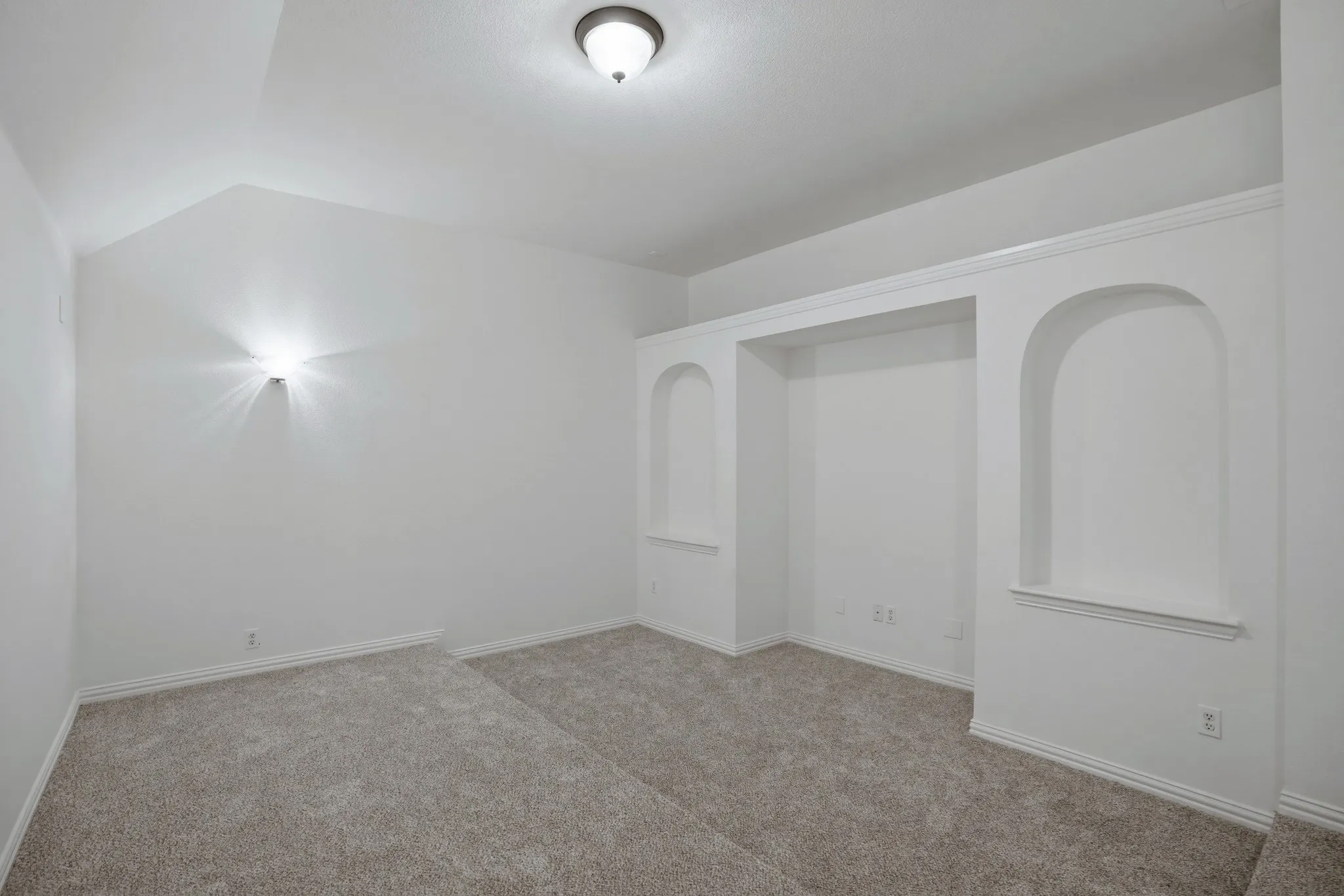 Single Family Residence For Sale in Dallas County , 1426 Levee Lane, Cedar Hill, Texas 75104, 4 Bedroom, 4 Bathroom, 2 Garage spaces, 3,558 Sqft, built in 2005, mls#21285563, Real Estate Agent in Cedar Hill, Homes For Sale in Dallas county, Homes For Sale in Cedar Hill, Realtor in Cedar Hill Texas, Real Estate Brokerage Independent Realty Texas, Luminita Cordes Realtor
