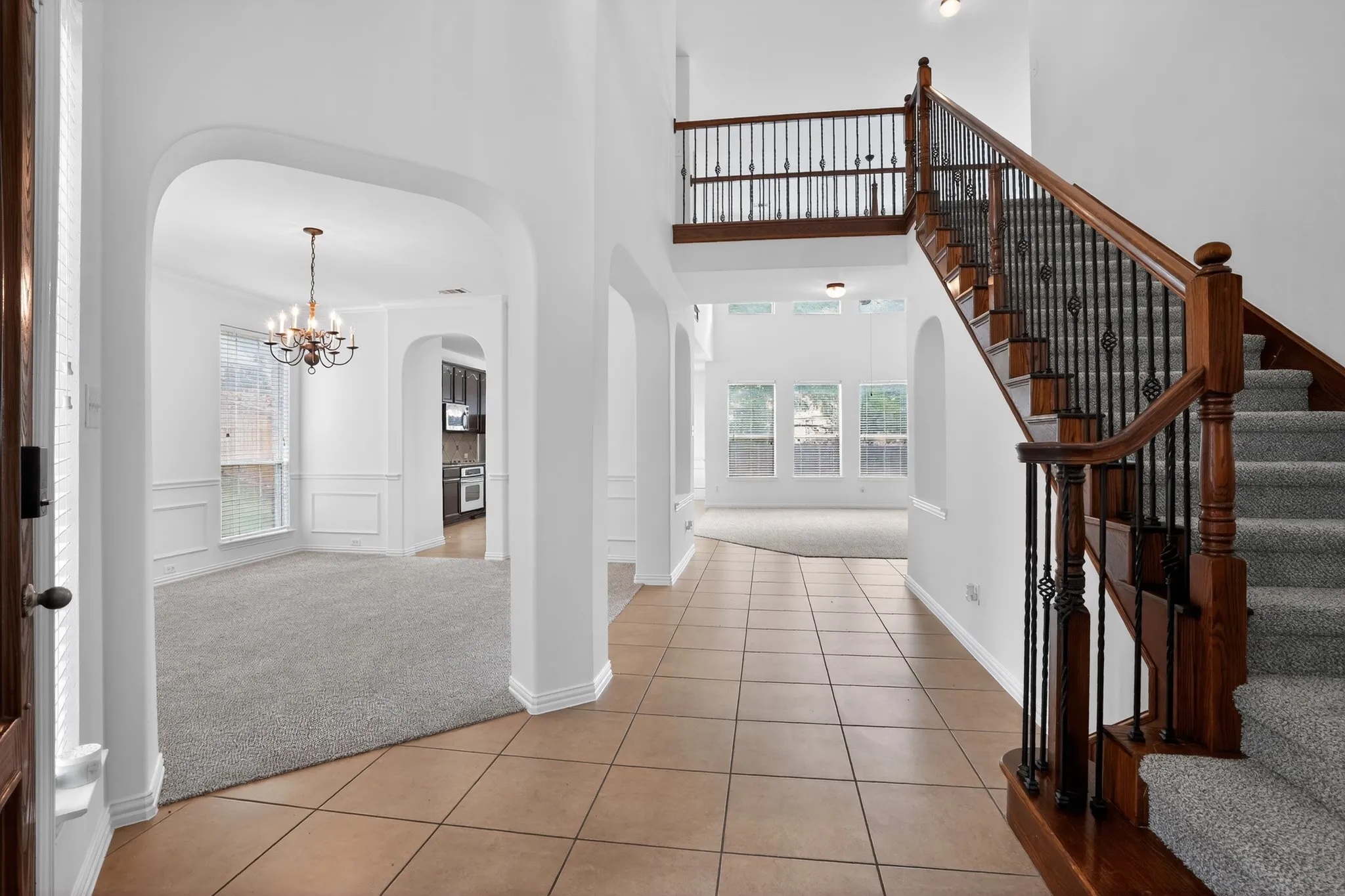 Single Family Residence For Sale in Dallas County , 1426 Levee Lane, Cedar Hill, Texas 75104, 4 Bedroom, 4 Bathroom, 2 Garage spaces, 3,558 Sqft, built in 2005, mls#21285563, Real Estate Agent in Cedar Hill, Homes For Sale in Dallas county, Homes For Sale in Cedar Hill, Realtor in Cedar Hill Texas, Real Estate Brokerage Independent Realty Texas, Luminita Cordes Realtor