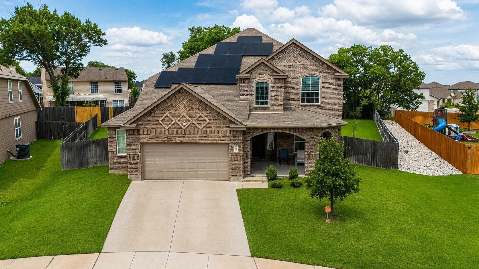 Single Family Residence For Sale in Tarrant County , 7901 Sycamore Brook Drive, Fort Worth, Texas 76123, 4 Bedroom, 4 Bathroom, 2 Garage spaces, 2,799 Sqft, built in 2022, mls#21288213, Real Estate Agent in Fort Worth, Homes For Sale in Tarrant county, Homes For Sale in Fort Worth, Realtor in Fort Worth Texas, Real Estate Brokerage Independent Realty Texas, Luminita Cordes Realtor