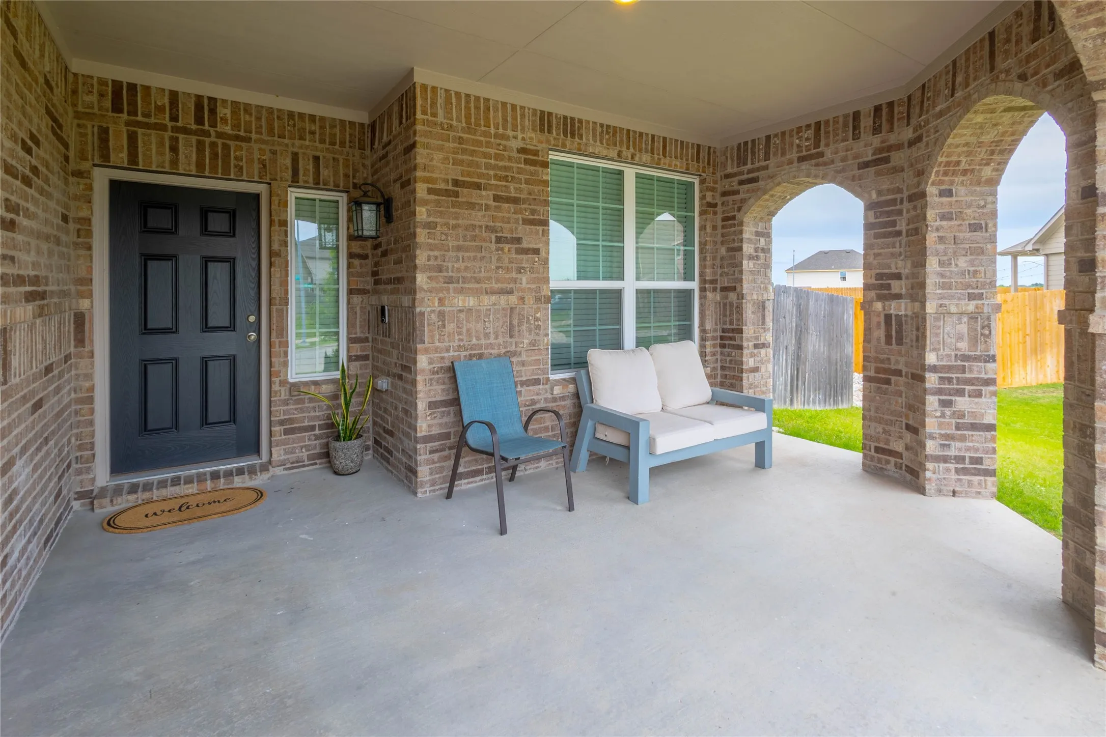 Single Family Residence For Sale in Tarrant County , 7901 Sycamore Brook Drive, Fort Worth, Texas 76123, 4 Bedroom, 4 Bathroom, 2 Garage spaces, 2,799 Sqft, built in 2022, mls#21288213, Real Estate Agent in Fort Worth, Homes For Sale in Tarrant county, Homes For Sale in Fort Worth, Realtor in Fort Worth Texas, Real Estate Brokerage Independent Realty Texas, Luminita Cordes Realtor