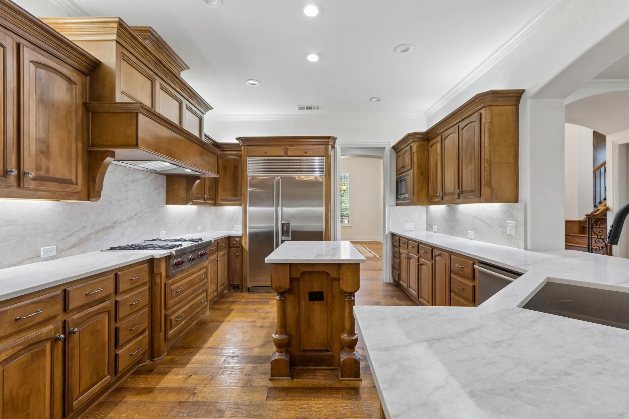 Single Family Residence For Sale in Denton County , 1101 King Mark Drive, Lewisville, Texas 75056, 5 Bedroom, 6 Bathroom, 3 Garage spaces, 5,289 Sqft, built in 2006, mls#21287758, Real Estate Agent in Lewisville, Homes For Sale in Denton county, Homes For Sale in Lewisville, Realtor in Lewisville Texas, Real Estate Brokerage Independent Realty Texas, Luminita Cordes Realtor