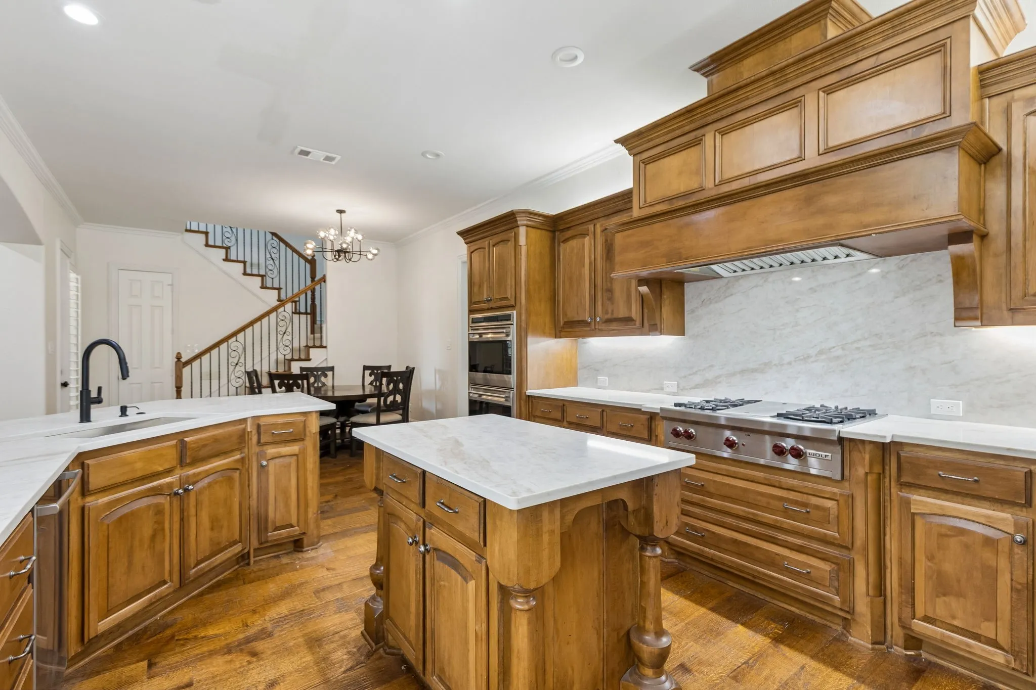 Single Family Residence For Sale in Denton County , 1101 King Mark Drive, Lewisville, Texas 75056, 5 Bedroom, 6 Bathroom, 3 Garage spaces, 5,289 Sqft, built in 2006, mls#21287758, Real Estate Agent in Lewisville, Homes For Sale in Denton county, Homes For Sale in Lewisville, Realtor in Lewisville Texas, Real Estate Brokerage Independent Realty Texas, Luminita Cordes Realtor