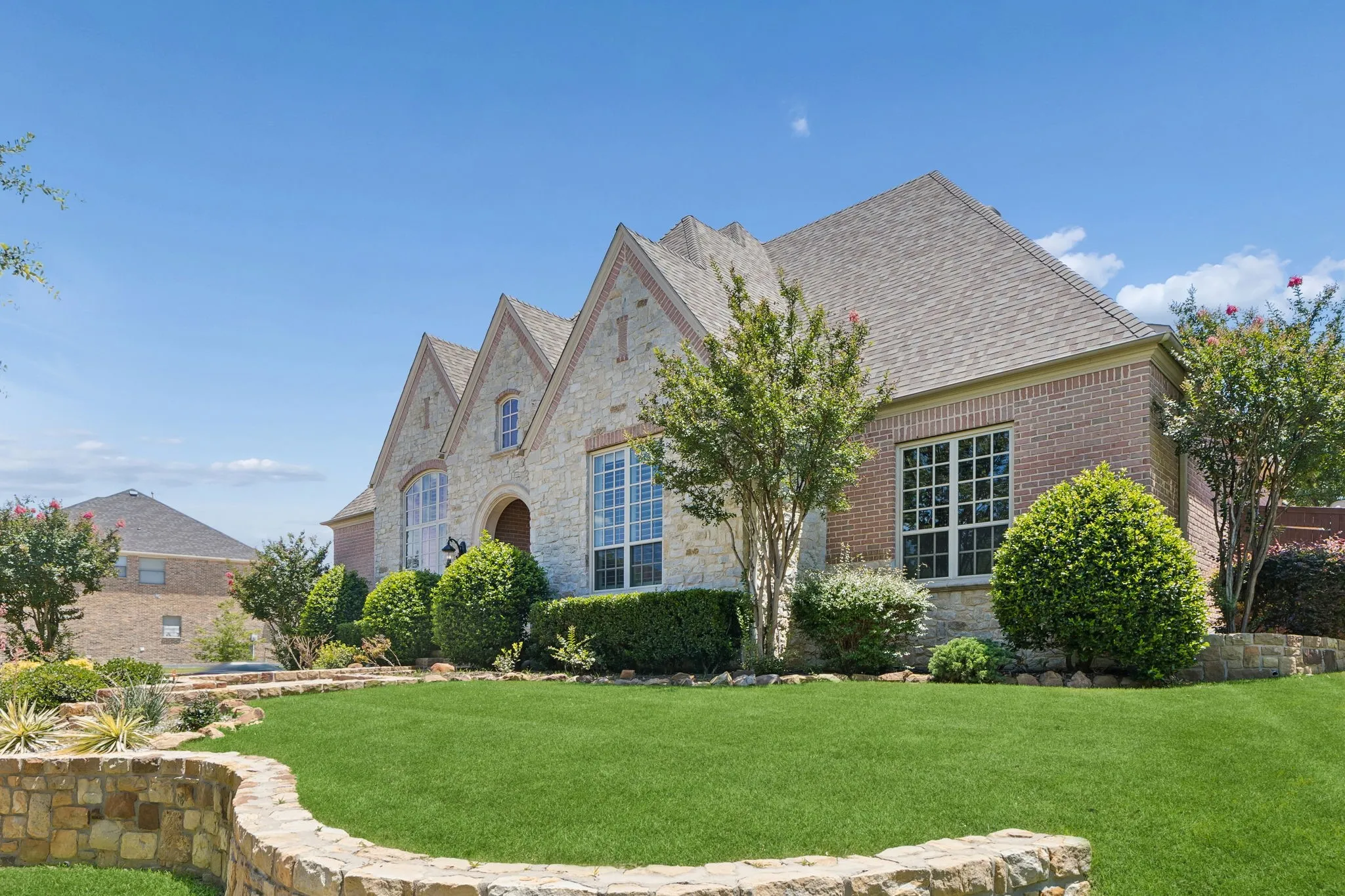Single Family Residence For Sale in Denton County , 1101 King Mark Drive, Lewisville, Texas 75056, 5 Bedroom, 6 Bathroom, 3 Garage spaces, 5,289 Sqft, built in 2006, mls#21287758, Real Estate Agent in Lewisville, Homes For Sale in Denton county, Homes For Sale in Lewisville, Realtor in Lewisville Texas, Real Estate Brokerage Independent Realty Texas, Luminita Cordes Realtor