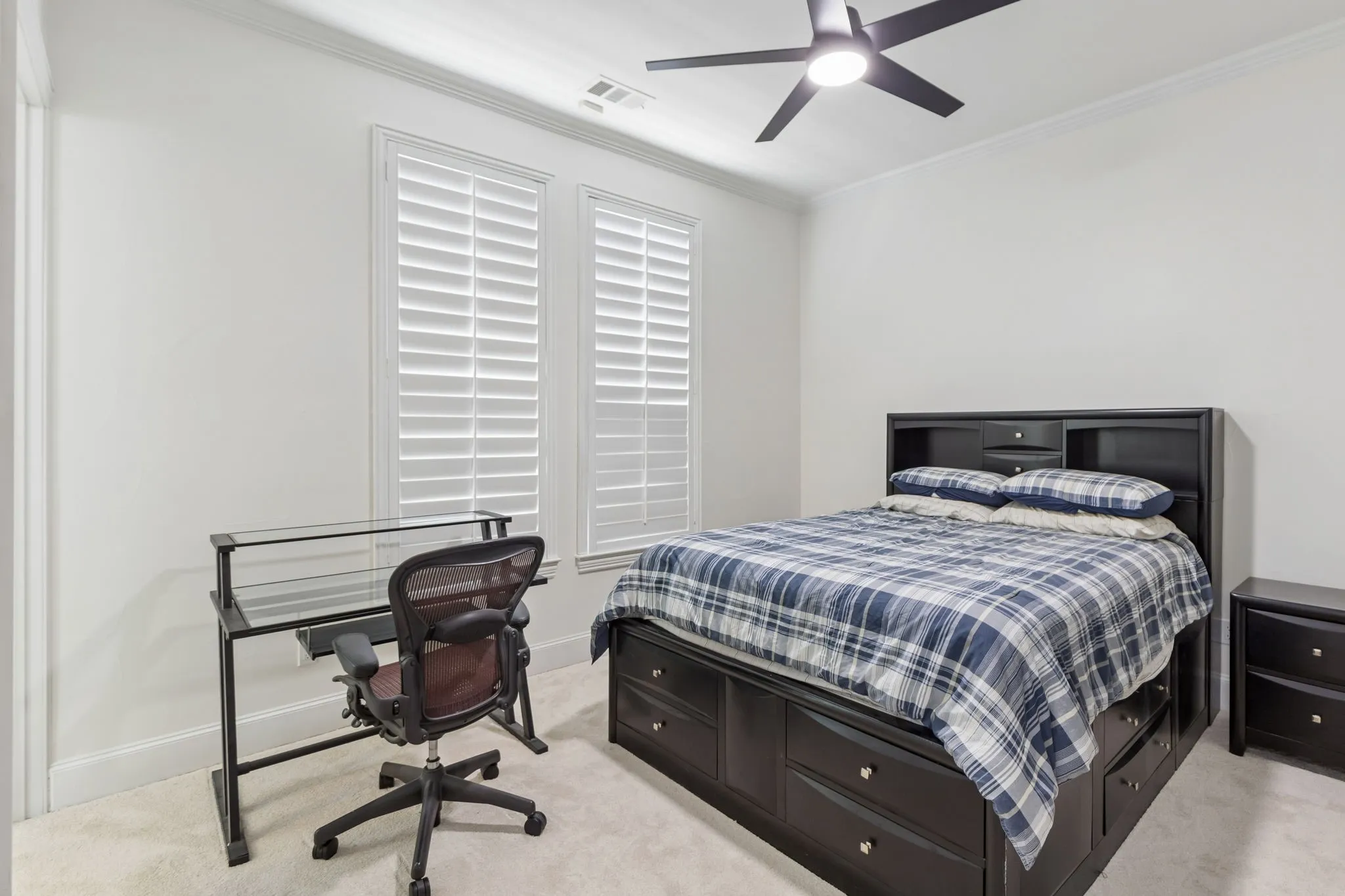 Single Family Residence For Sale in Denton County , 1101 King Mark Drive, Lewisville, Texas 75056, 5 Bedroom, 6 Bathroom, 3 Garage spaces, 5,289 Sqft, built in 2006, mls#21287758, Real Estate Agent in Lewisville, Homes For Sale in Denton county, Homes For Sale in Lewisville, Realtor in Lewisville Texas, Real Estate Brokerage Independent Realty Texas, Luminita Cordes Realtor