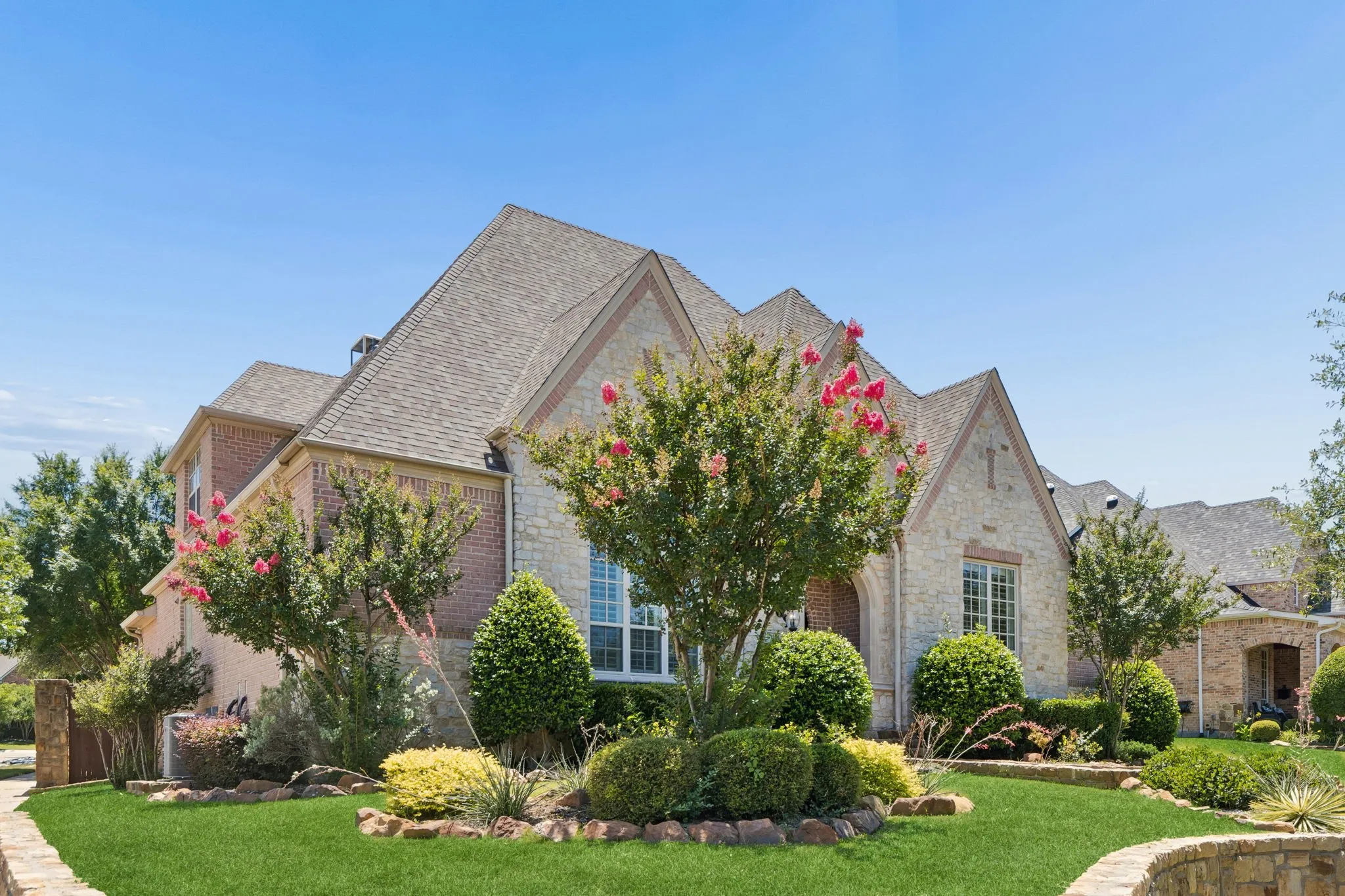 Single Family Residence For Sale in Denton County , 1101 King Mark Drive, Lewisville, Texas 75056, 5 Bedroom, 6 Bathroom, 3 Garage spaces, 5,289 Sqft, built in 2006, mls#21287758, Real Estate Agent in Lewisville, Homes For Sale in Denton county, Homes For Sale in Lewisville, Realtor in Lewisville Texas, Real Estate Brokerage Independent Realty Texas, Luminita Cordes Realtor