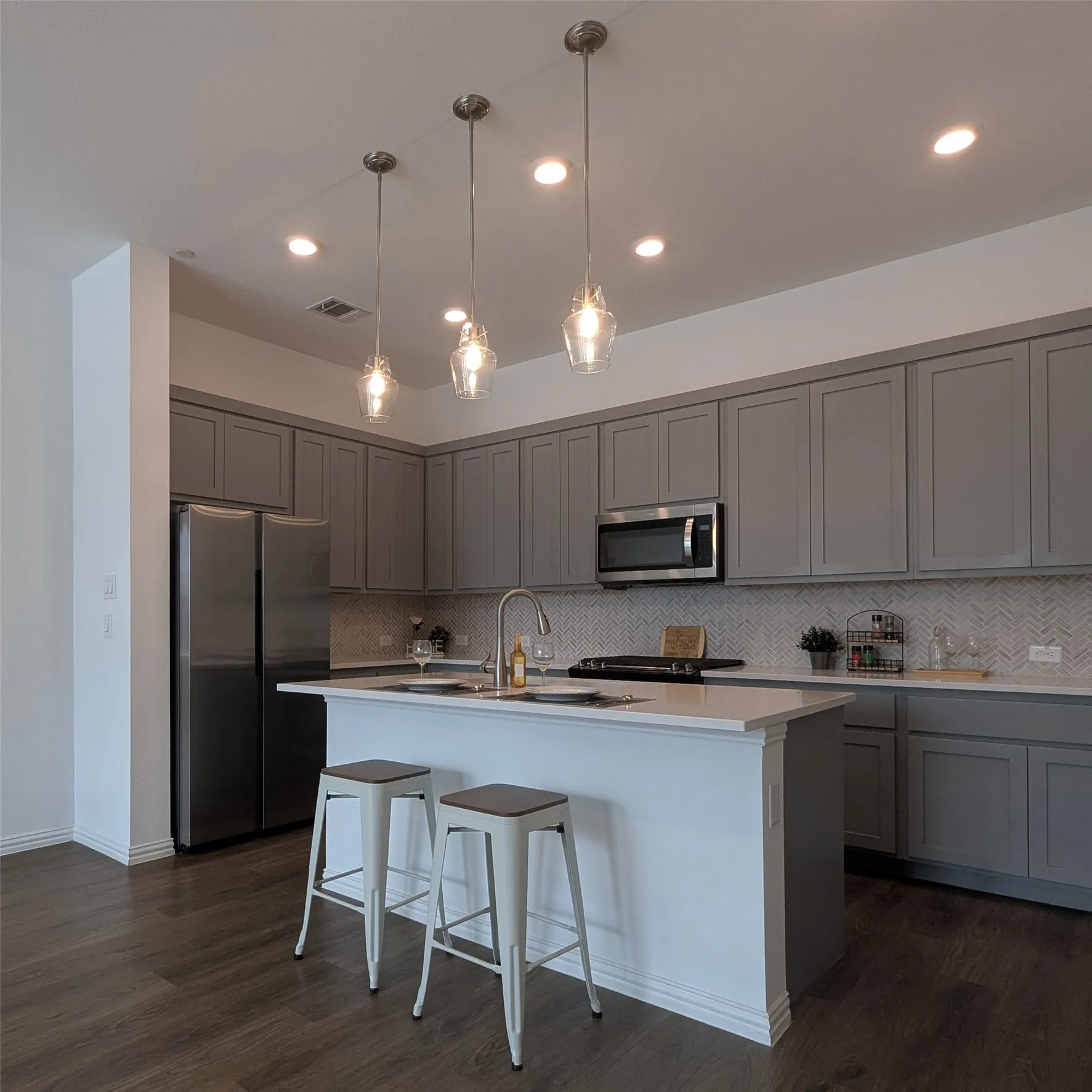 Townhouse For Rent in Collin County , 2257 Adena Springs Drive, Allen, Texas 75013, 3 Bedroom, 3 Bathroom, 2 Garage spaces, 1,679 Sqft, built in 2022, mls#21290773, Real Estate Agent in Allen, Homes For Rent in Collin county, Homes For Rent in Allen, Realtor in Allen Texas, Real Estate Brokerage Independent Realty Texas, Luminita Cordes Realtor