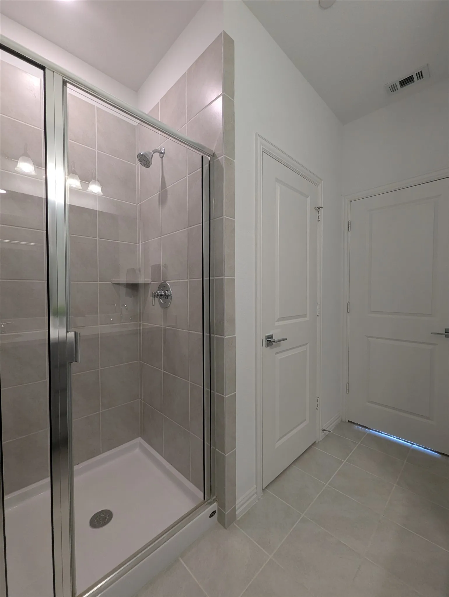Townhouse For Rent in Collin County , 2257 Adena Springs Drive, Allen, Texas 75013, 3 Bedroom, 3 Bathroom, 2 Garage spaces, 1,679 Sqft, built in 2022, mls#21290773, Real Estate Agent in Allen, Homes For Rent in Collin county, Homes For Rent in Allen, Realtor in Allen Texas, Real Estate Brokerage Independent Realty Texas, Luminita Cordes Realtor